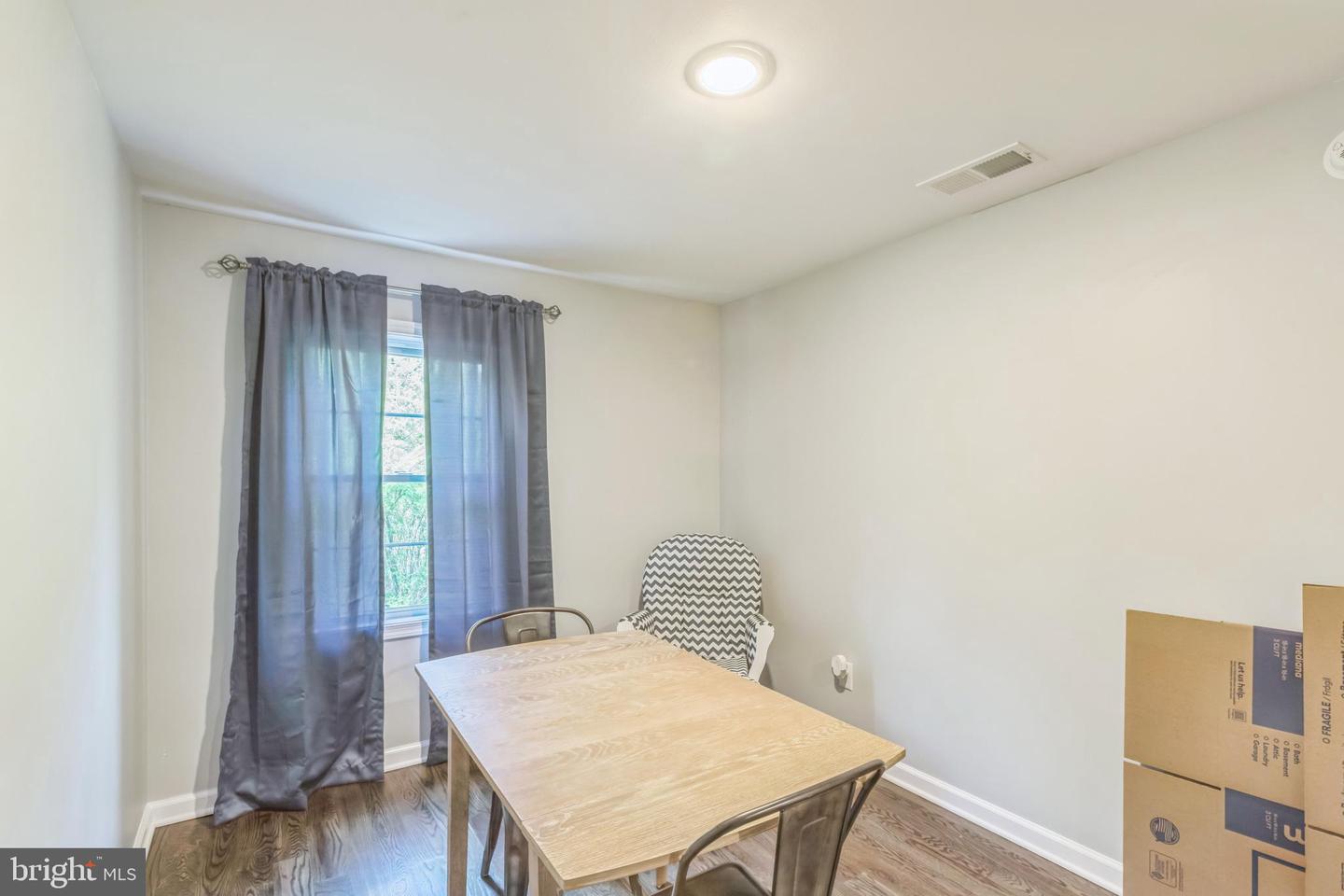 864 JAMES RIVER RD, SCOTTSVILLE, Virginia 24590, 4 Bedrooms Bedrooms, ,2 BathroomsBathrooms,Residential,For sale,864 JAMES RIVER RD,VAAB2000966 MLS # VAAB2000966