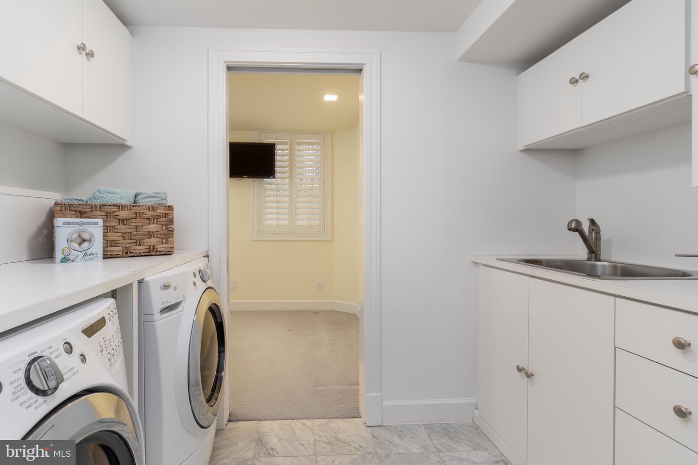 1919 23RD ST NW, WASHINGTON, District Of Columbia 20008, 5 Bedrooms Bedrooms, ,5 BathroomsBathrooms,Residential,For sale,1919 23RD ST NW,DCDC2198662 MLS # DCDC2198662