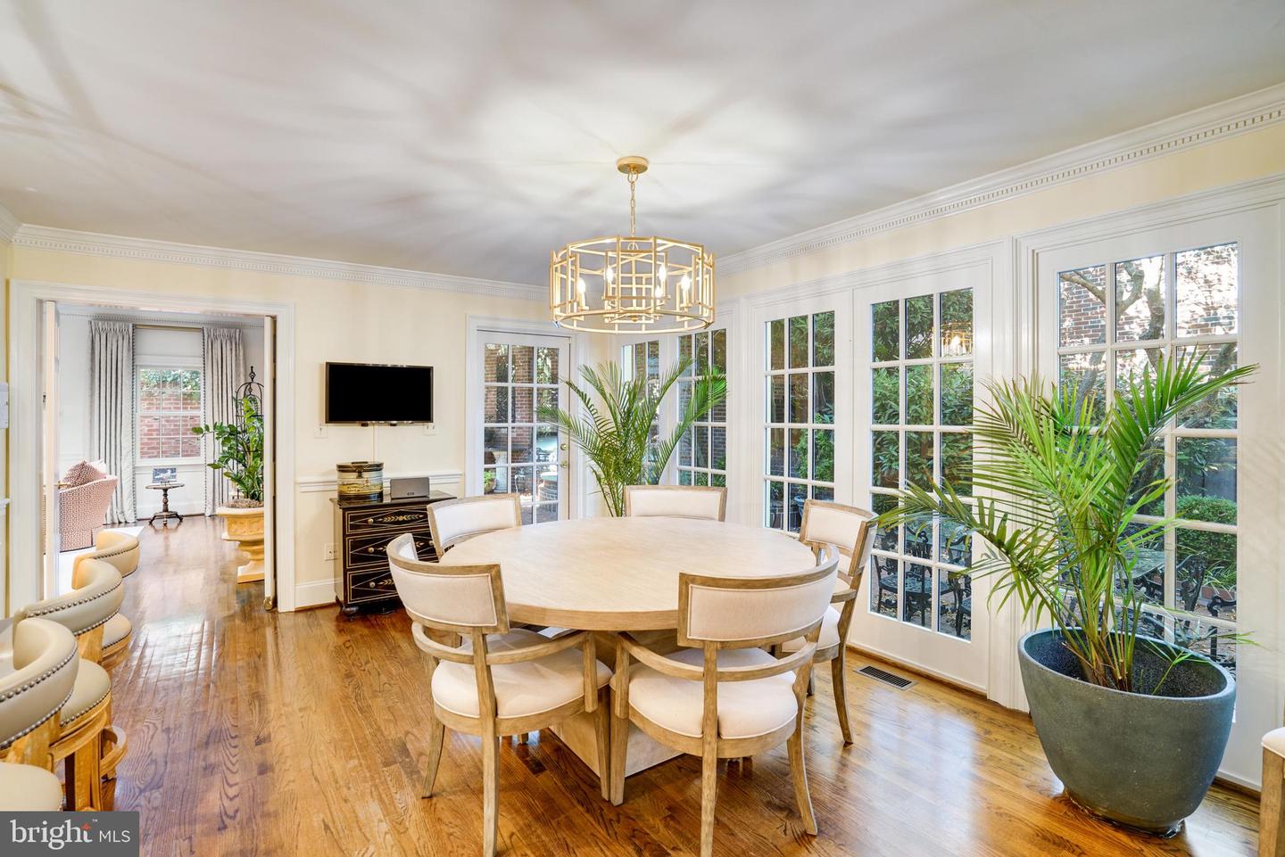 119 WOLFE ST, ALEXANDRIA, Virginia 22314, 6 Bedrooms Bedrooms, ,4 BathroomsBathrooms,Residential,For sale,119 WOLFE ST,VAAX2044858 MLS # VAAX2044858