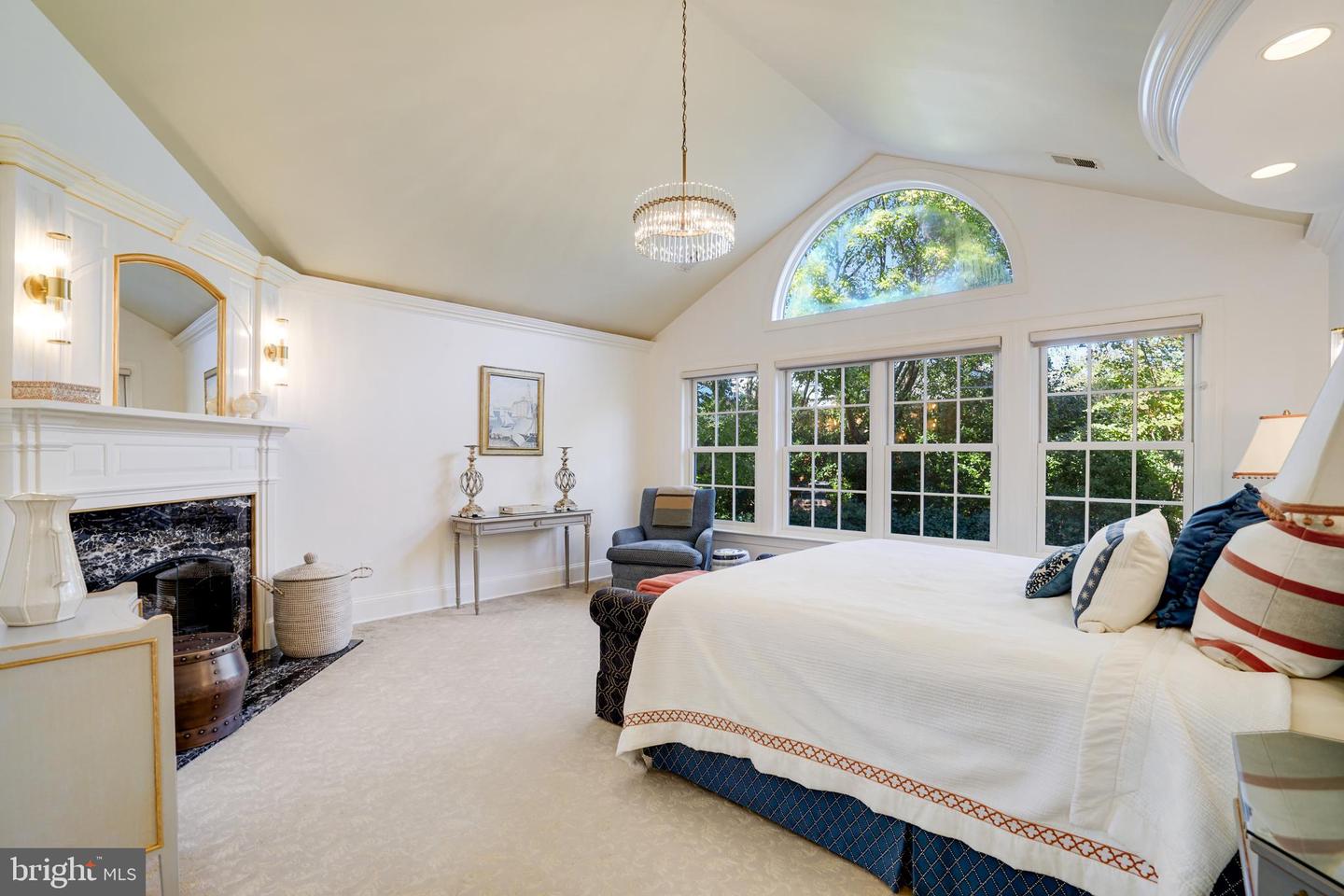 119 WOLFE ST, ALEXANDRIA, Virginia 22314, 6 Bedrooms Bedrooms, ,4 BathroomsBathrooms,Residential,For sale,119 WOLFE ST,VAAX2044858 MLS # VAAX2044858