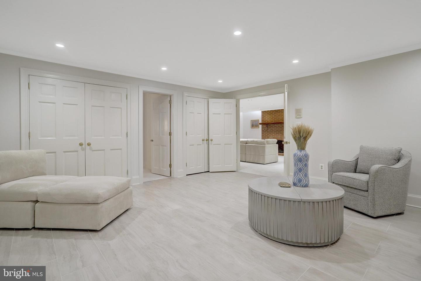 119 WOLFE ST, ALEXANDRIA, Virginia 22314, 6 Bedrooms Bedrooms, ,4 BathroomsBathrooms,Residential,For sale,119 WOLFE ST,VAAX2044858 MLS # VAAX2044858