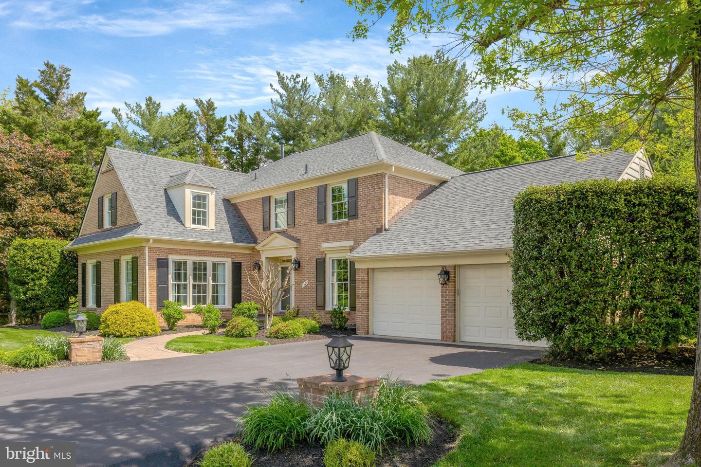1301 BROOKDALE TER, VIENNA, Virginia 22182, 5 Bedrooms Bedrooms, ,4 BathroomsBathrooms,Residential,For sale,1301 BROOKDALE TER,VAFX2238208 MLS # VAFX2238208
