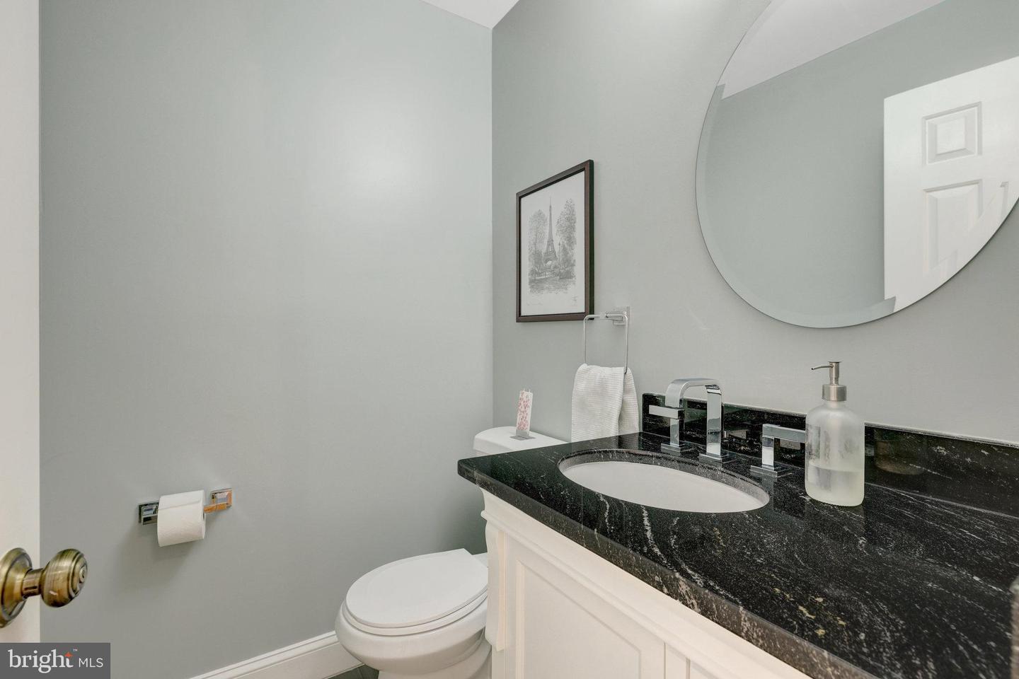 1301 BROOKDALE TER, VIENNA, Virginia 22182, 5 Bedrooms Bedrooms, ,4 BathroomsBathrooms,Residential,For sale,1301 BROOKDALE TER,VAFX2238208 MLS # VAFX2238208