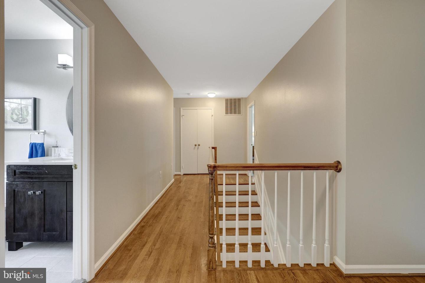 1301 BROOKDALE TER, VIENNA, Virginia 22182, 5 Bedrooms Bedrooms, ,4 BathroomsBathrooms,Residential,For sale,1301 BROOKDALE TER,VAFX2238208 MLS # VAFX2238208