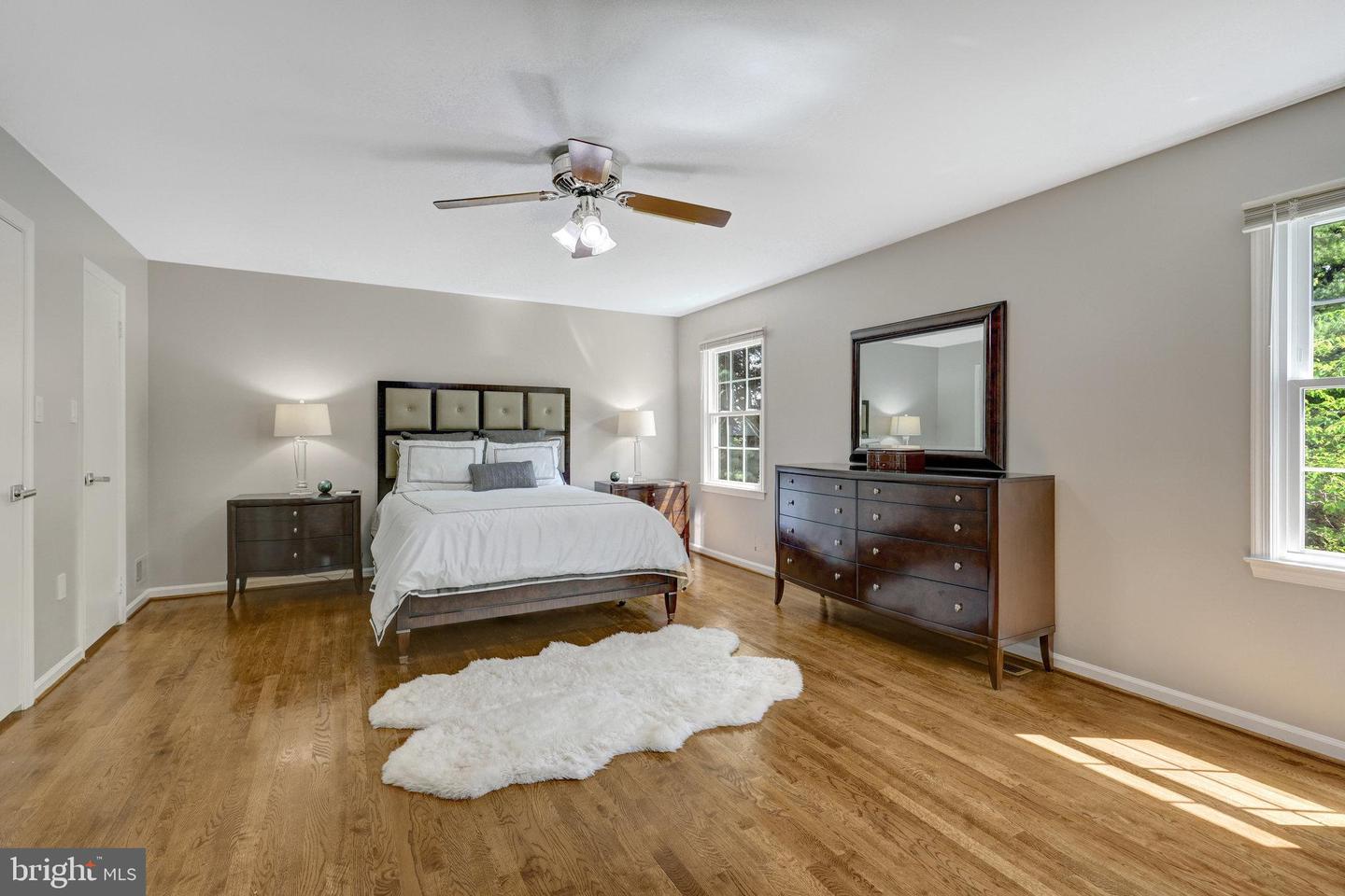 1301 BROOKDALE TER, VIENNA, Virginia 22182, 5 Bedrooms Bedrooms, ,4 BathroomsBathrooms,Residential,For sale,1301 BROOKDALE TER,VAFX2238208 MLS # VAFX2238208
