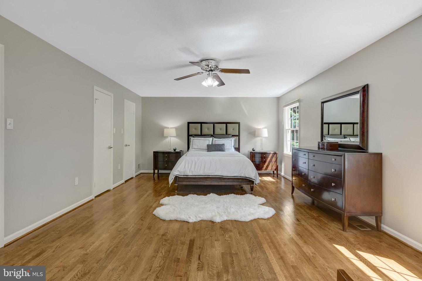1301 BROOKDALE TER, VIENNA, Virginia 22182, 5 Bedrooms Bedrooms, ,4 BathroomsBathrooms,Residential,For sale,1301 BROOKDALE TER,VAFX2238208 MLS # VAFX2238208