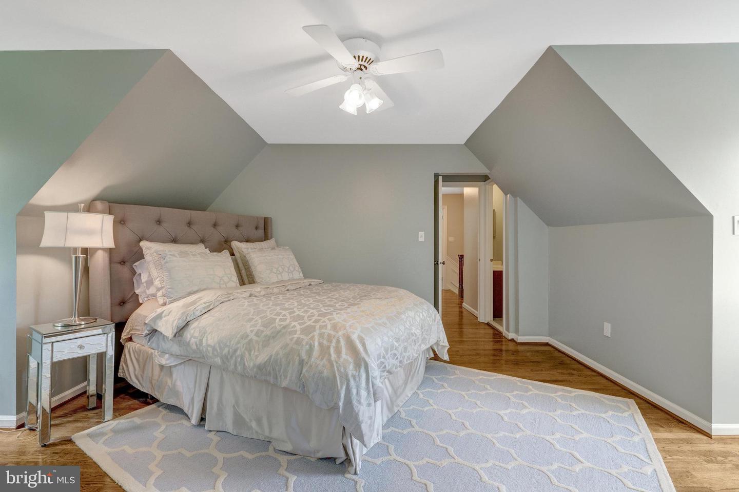 1301 BROOKDALE TER, VIENNA, Virginia 22182, 5 Bedrooms Bedrooms, ,4 BathroomsBathrooms,Residential,For sale,1301 BROOKDALE TER,VAFX2238208 MLS # VAFX2238208