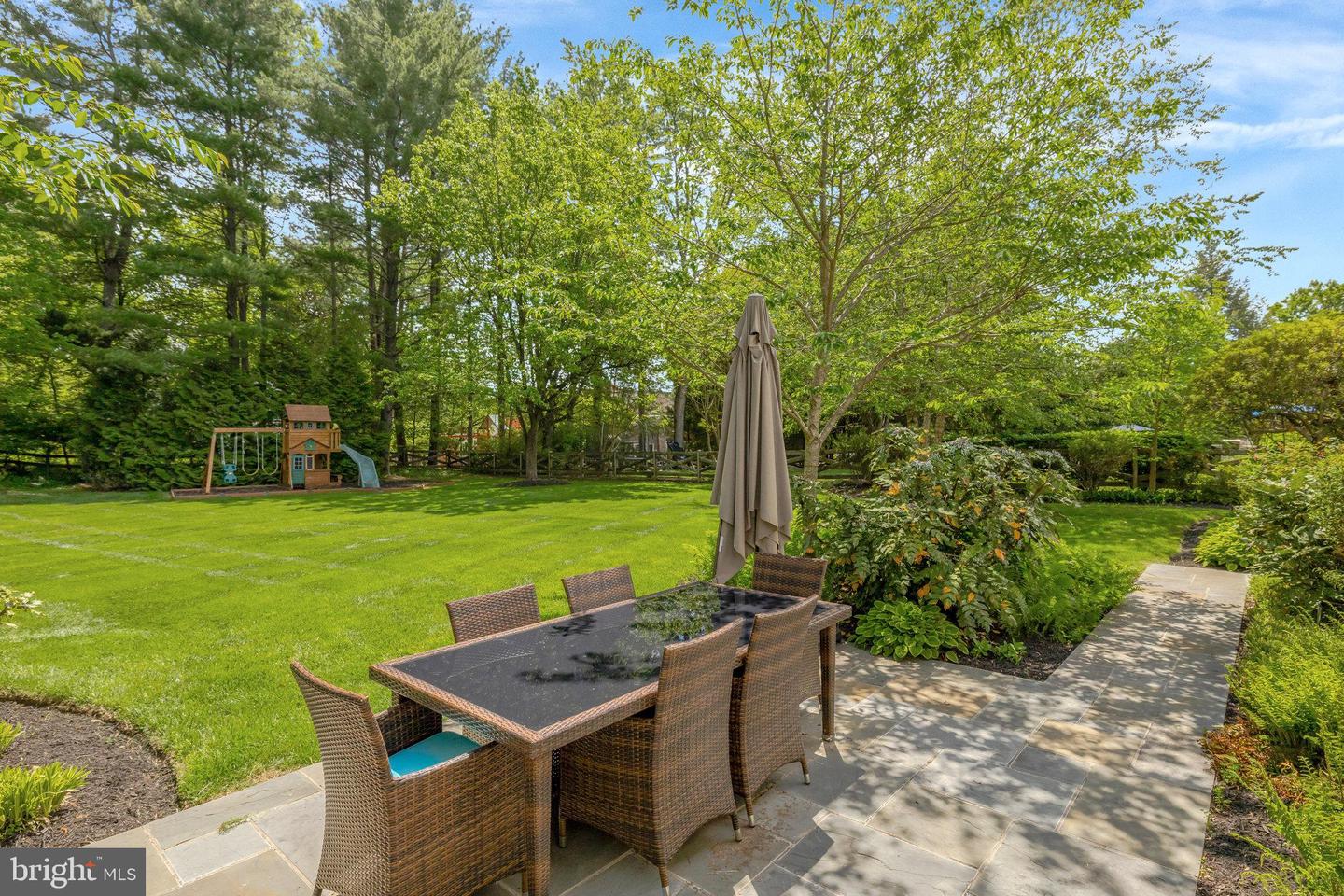 1301 BROOKDALE TER, VIENNA, Virginia 22182, 5 Bedrooms Bedrooms, ,4 BathroomsBathrooms,Residential,For sale,1301 BROOKDALE TER,VAFX2238208 MLS # VAFX2238208