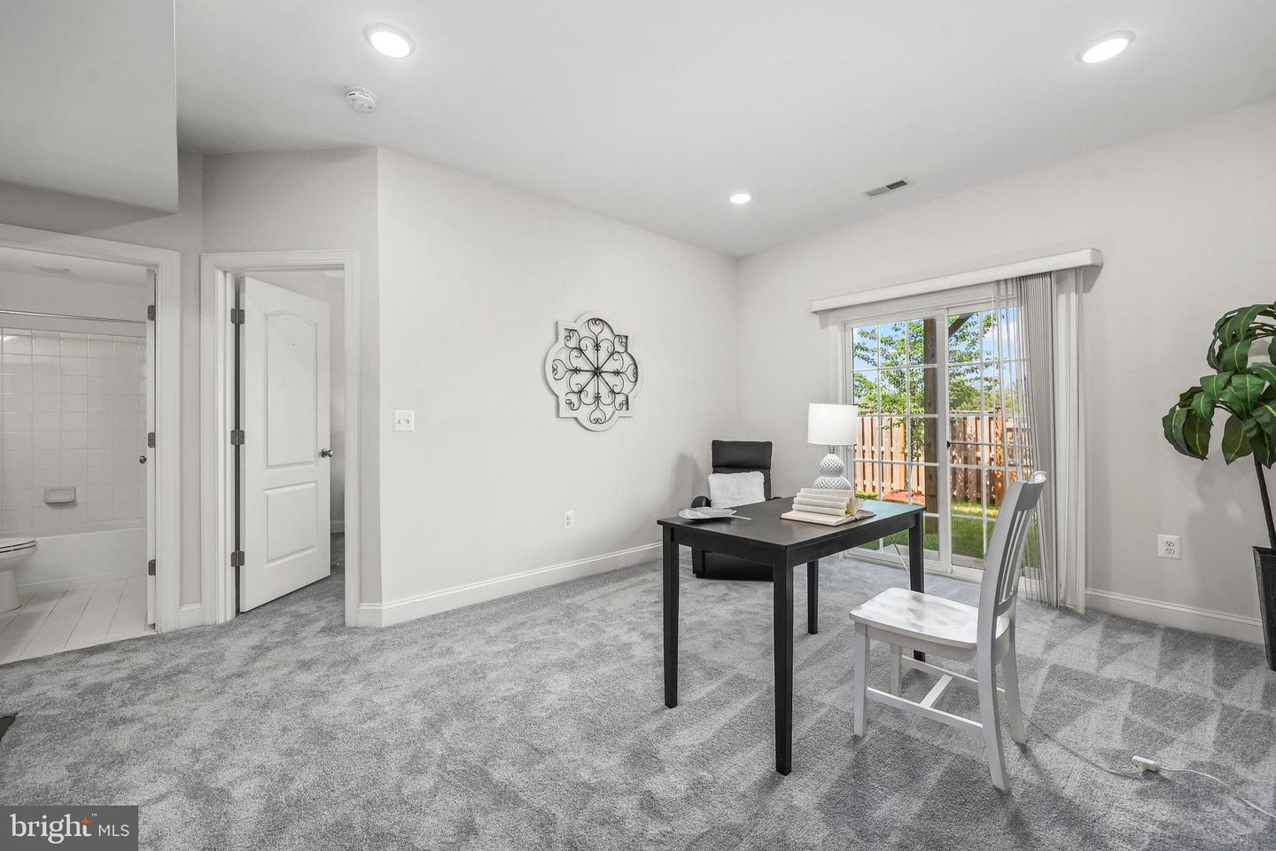 15304 BALLERINA LOOP, WOODBRIDGE, Virginia 22193, 4 Bedrooms Bedrooms, ,3 BathroomsBathrooms,Residential,For sale,15304 BALLERINA LOOP,VAPW2093758 MLS # VAPW2093758