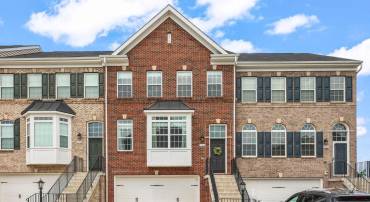 15304 BALLERINA LOOP, WOODBRIDGE, Virginia 22193, 4 Bedrooms Bedrooms, ,3 BathroomsBathrooms,Residential,For sale,15304 BALLERINA LOOP,VAPW2093758 MLS # VAPW2093758