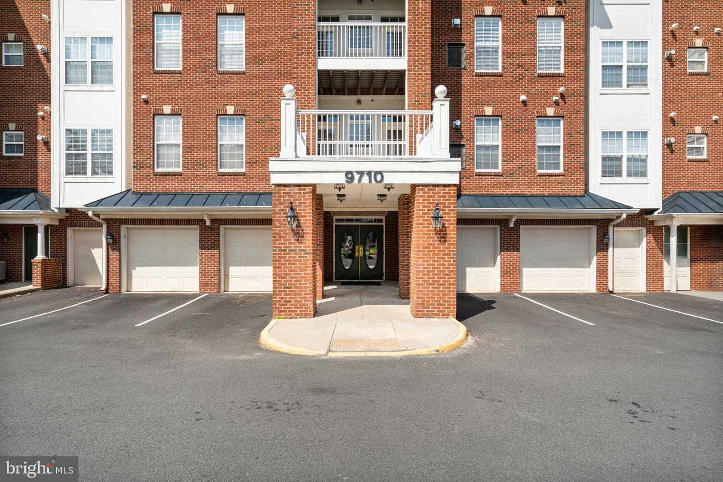 9710 HANDERSON PL #UNIT 207, MANASSAS PARK, Virginia 20111, 2 Bedrooms Bedrooms, ,2 BathroomsBathrooms,Residential,For sale,9710 HANDERSON PL #UNIT 207,VAMP2003006 MLS # VAMP2003006