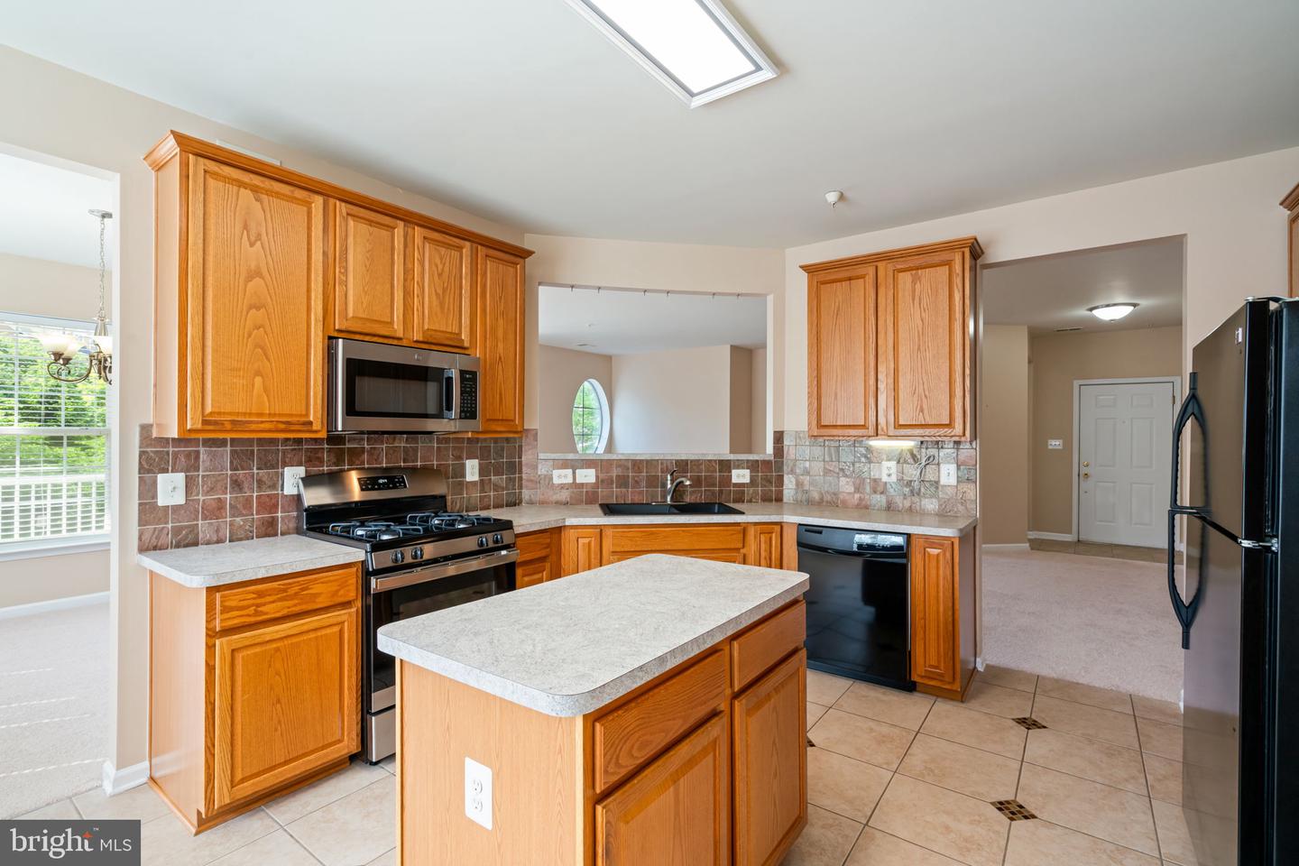 9710 HANDERSON PL #UNIT 207, MANASSAS PARK, Virginia 20111, 2 Bedrooms Bedrooms, ,2 BathroomsBathrooms,Residential,For sale,9710 HANDERSON PL #UNIT 207,VAMP2003006 MLS # VAMP2003006