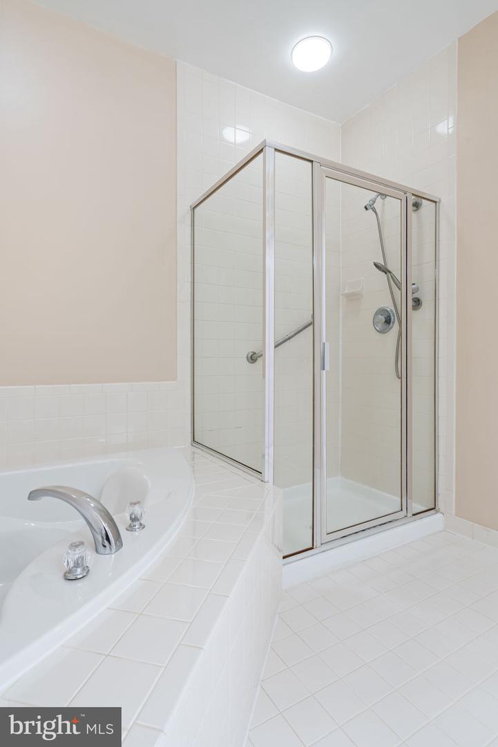 9710 HANDERSON PL #UNIT 207, MANASSAS PARK, Virginia 20111, 2 Bedrooms Bedrooms, ,2 BathroomsBathrooms,Residential,For sale,9710 HANDERSON PL #UNIT 207,VAMP2003006 MLS # VAMP2003006