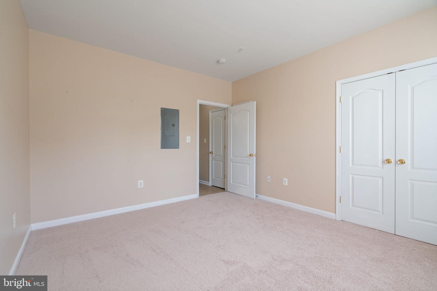 9710 HANDERSON PL #UNIT 207, MANASSAS PARK, Virginia 20111, 2 Bedrooms Bedrooms, ,2 BathroomsBathrooms,Residential,For sale,9710 HANDERSON PL #UNIT 207,VAMP2003006 MLS # VAMP2003006