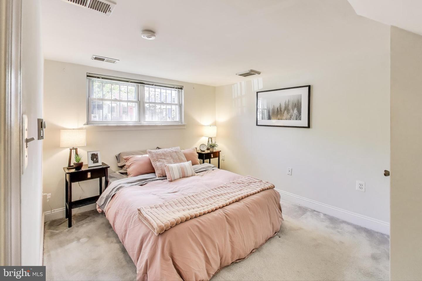 1106 COLUMBIA RD NW #103, WASHINGTON, District Of Columbia 20009, 2 Bedrooms Bedrooms, 5 Rooms Rooms,1 BathroomBathrooms,Residential,For sale,1106 COLUMBIA RD NW #103,DCDC2198676 MLS # DCDC2198676