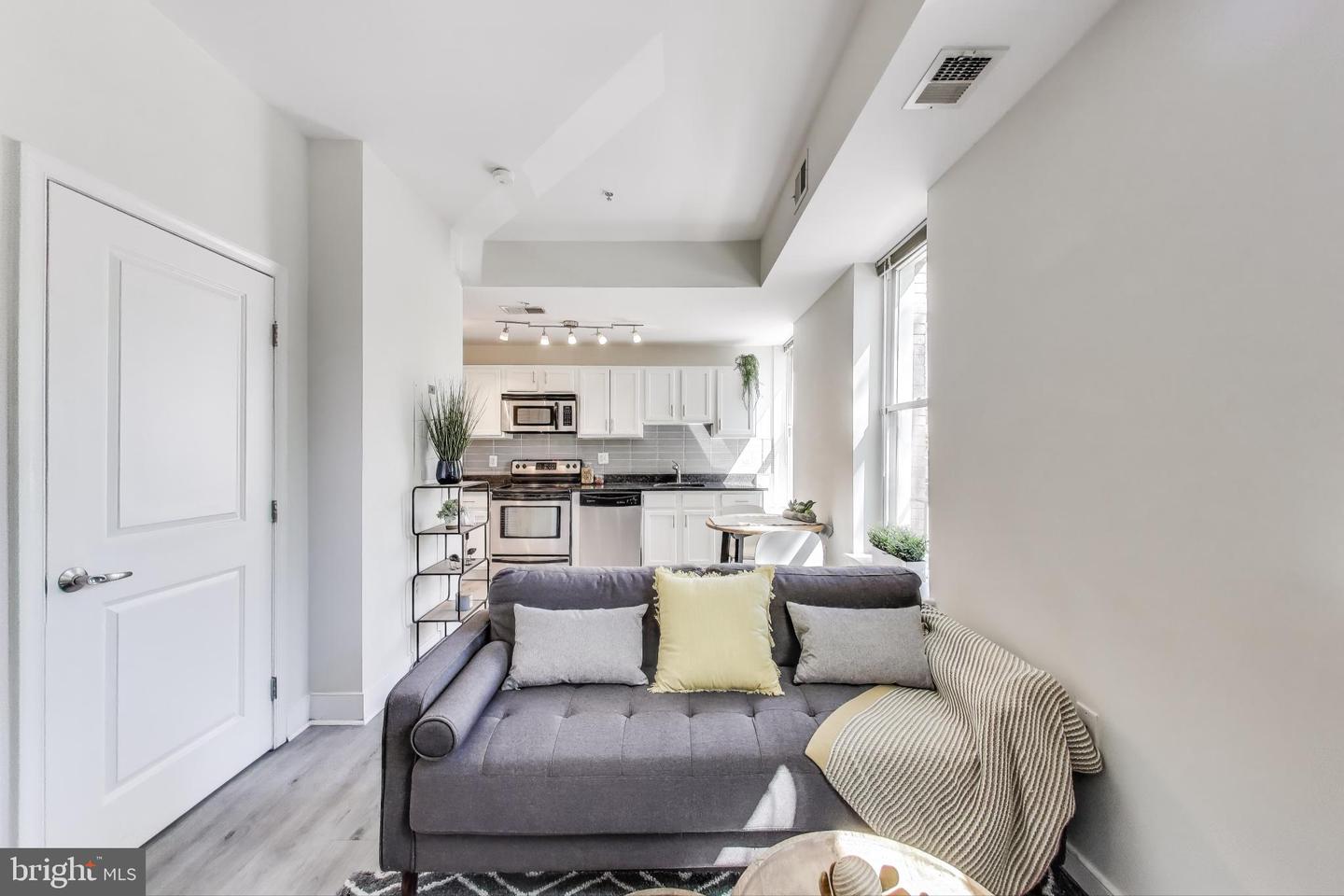 1106 COLUMBIA RD NW #103, WASHINGTON, District Of Columbia 20009, 2 Bedrooms Bedrooms, 5 Rooms Rooms,1 BathroomBathrooms,Residential,For sale,1106 COLUMBIA RD NW #103,DCDC2198676 MLS # DCDC2198676
