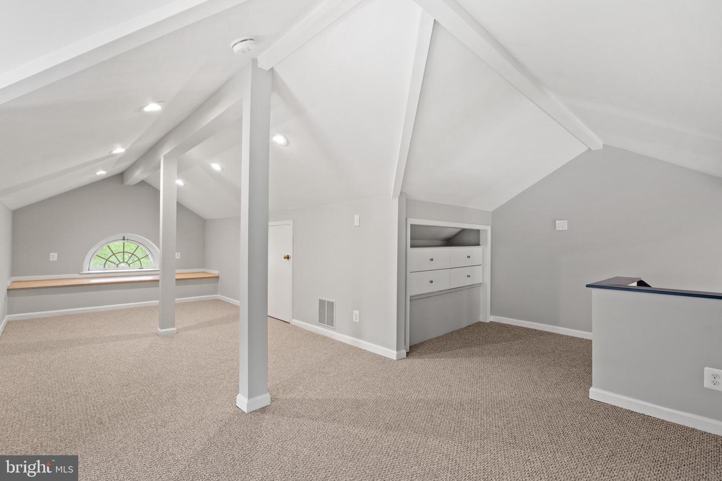 3770 39TH ST NW #E137, WASHINGTON, District Of Columbia 20016, 3 Bedrooms Bedrooms, ,1 BathroomBathrooms,Residential,For sale,3770 39TH ST NW #E137,DCDC2198688 MLS # DCDC2198688