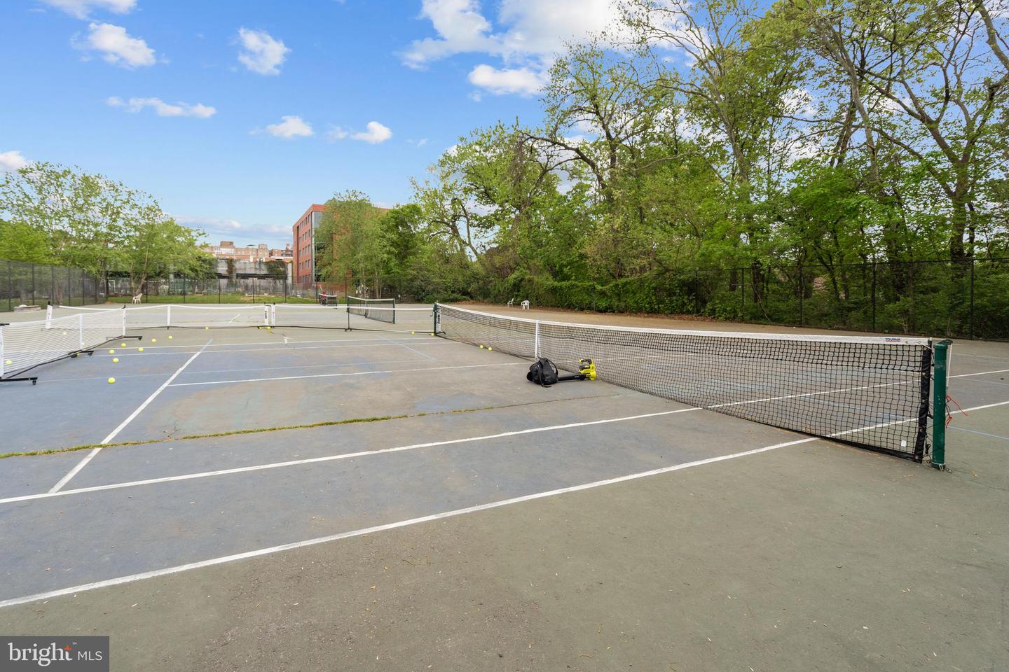 3770 39TH ST NW #E137, WASHINGTON, District Of Columbia 20016, 3 Bedrooms Bedrooms, ,1 BathroomBathrooms,Residential,For sale,3770 39TH ST NW #E137,DCDC2198688 MLS # DCDC2198688
