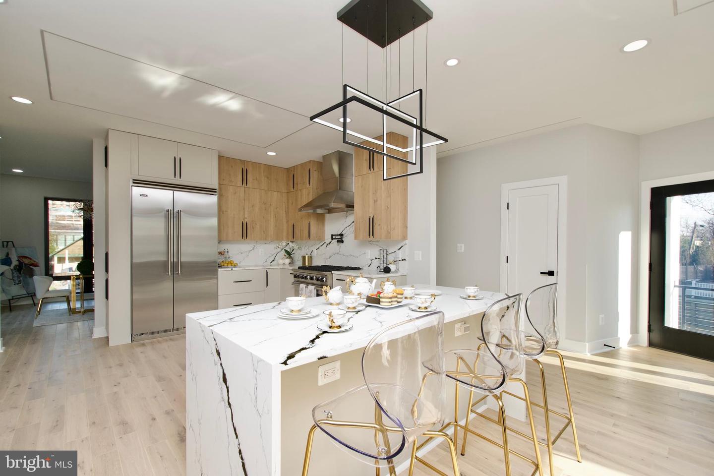 3500 7TH ST N, ARLINGTON, Virginia 22201, 6 Bedrooms Bedrooms, ,5 BathroomsBathrooms,Residential,For sale,3500 7TH ST N,VAAR2056932 MLS # VAAR2056932
