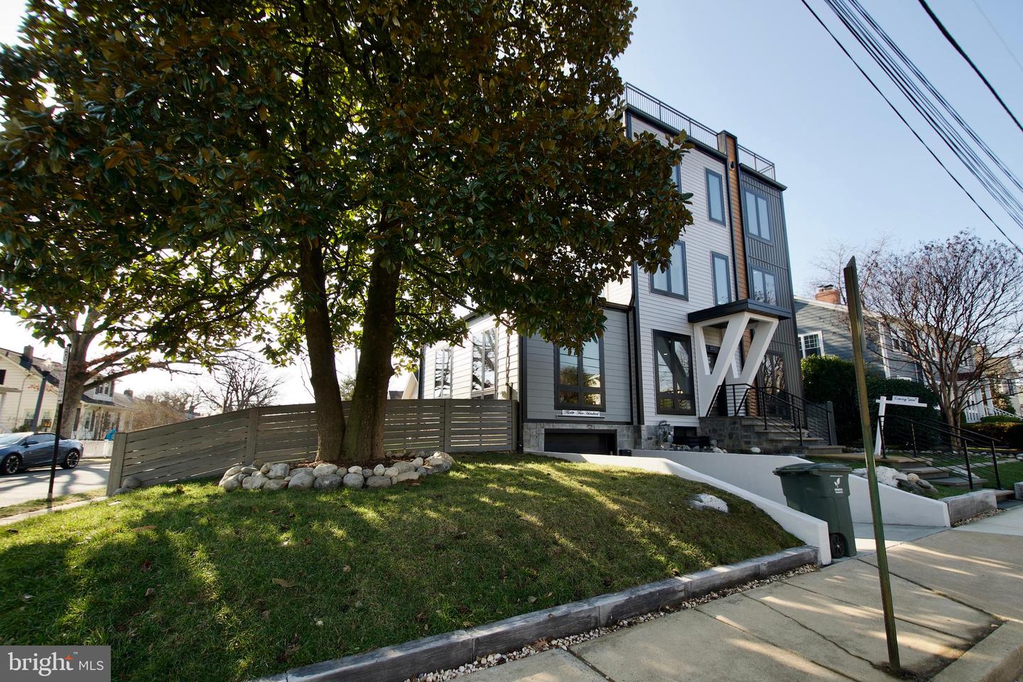 3500 7TH ST N, ARLINGTON, Virginia 22201, 6 Bedrooms Bedrooms, ,5 BathroomsBathrooms,Residential,For sale,3500 7TH ST N,VAAR2056932 MLS # VAAR2056932