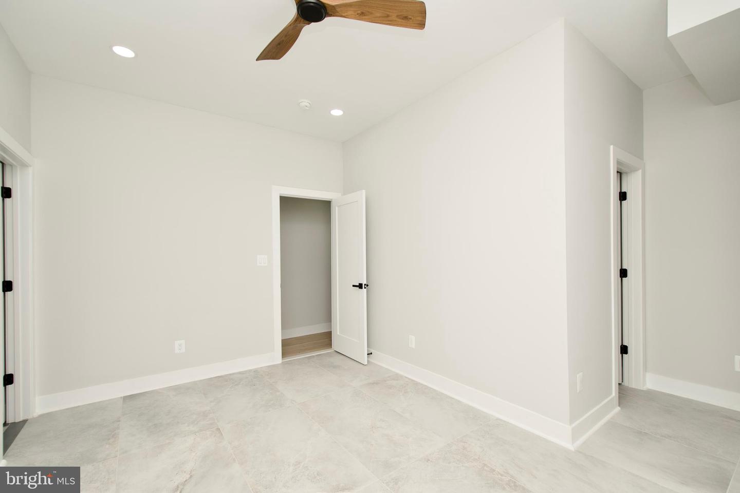 3500 7TH ST N, ARLINGTON, Virginia 22201, 6 Bedrooms Bedrooms, ,5 BathroomsBathrooms,Residential,For sale,3500 7TH ST N,VAAR2056932 MLS # VAAR2056932