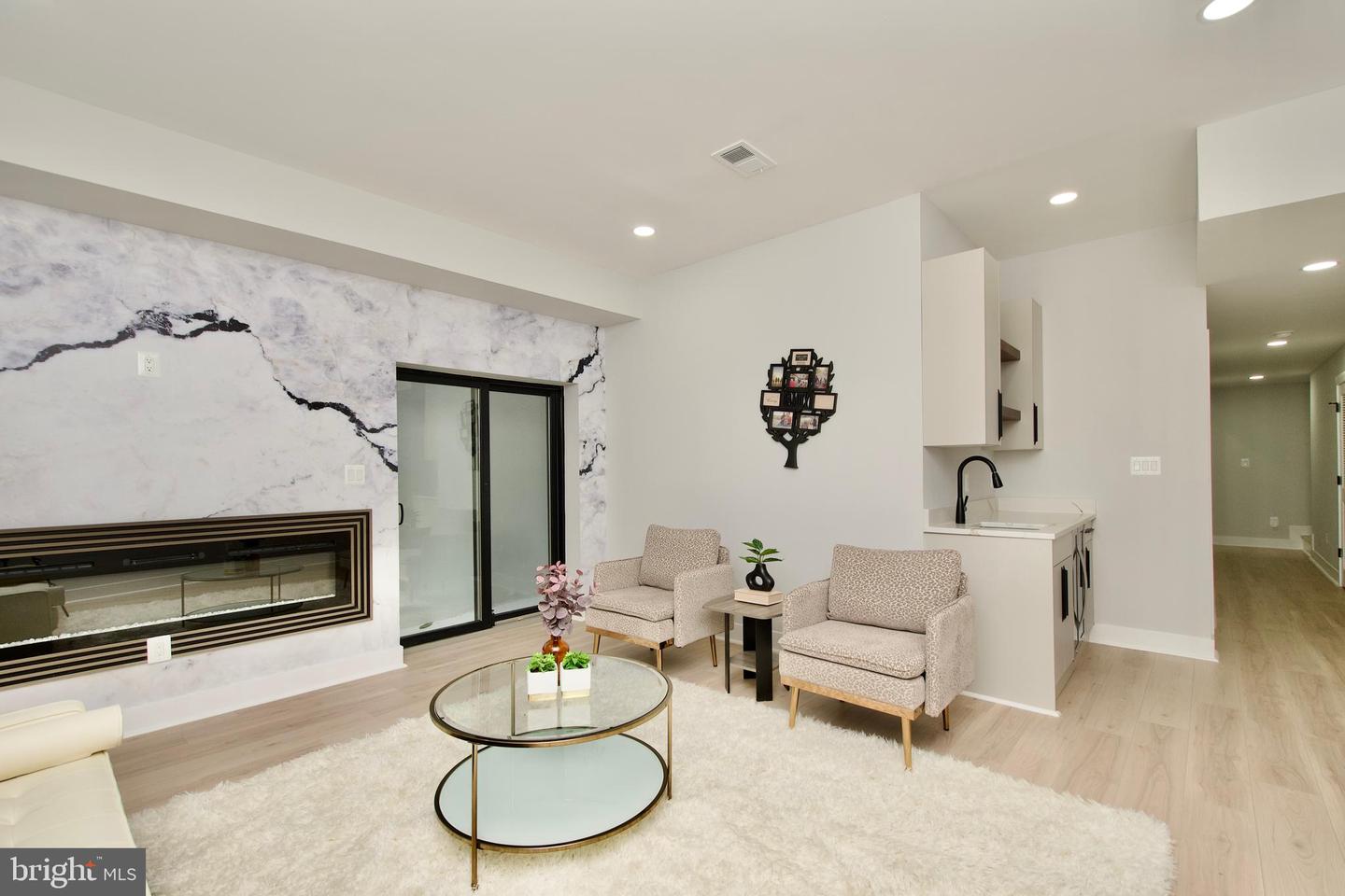 3500 7TH ST N, ARLINGTON, Virginia 22201, 6 Bedrooms Bedrooms, ,5 BathroomsBathrooms,Residential,For sale,3500 7TH ST N,VAAR2056932 MLS # VAAR2056932