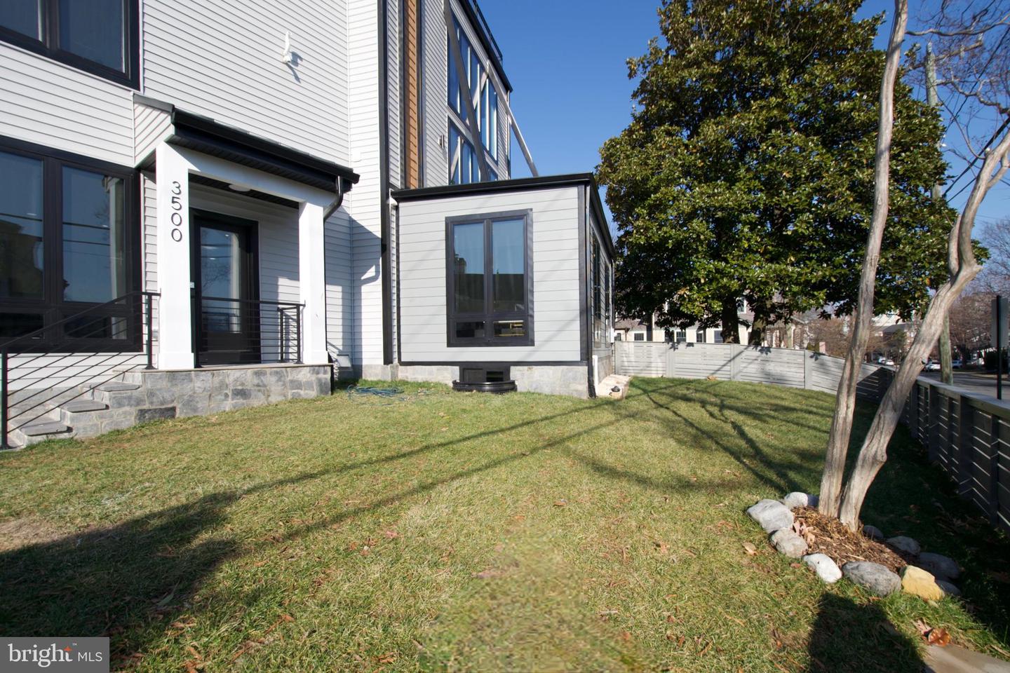 3500 7TH ST N, ARLINGTON, Virginia 22201, 6 Bedrooms Bedrooms, ,5 BathroomsBathrooms,Residential,For sale,3500 7TH ST N,VAAR2056932 MLS # VAAR2056932