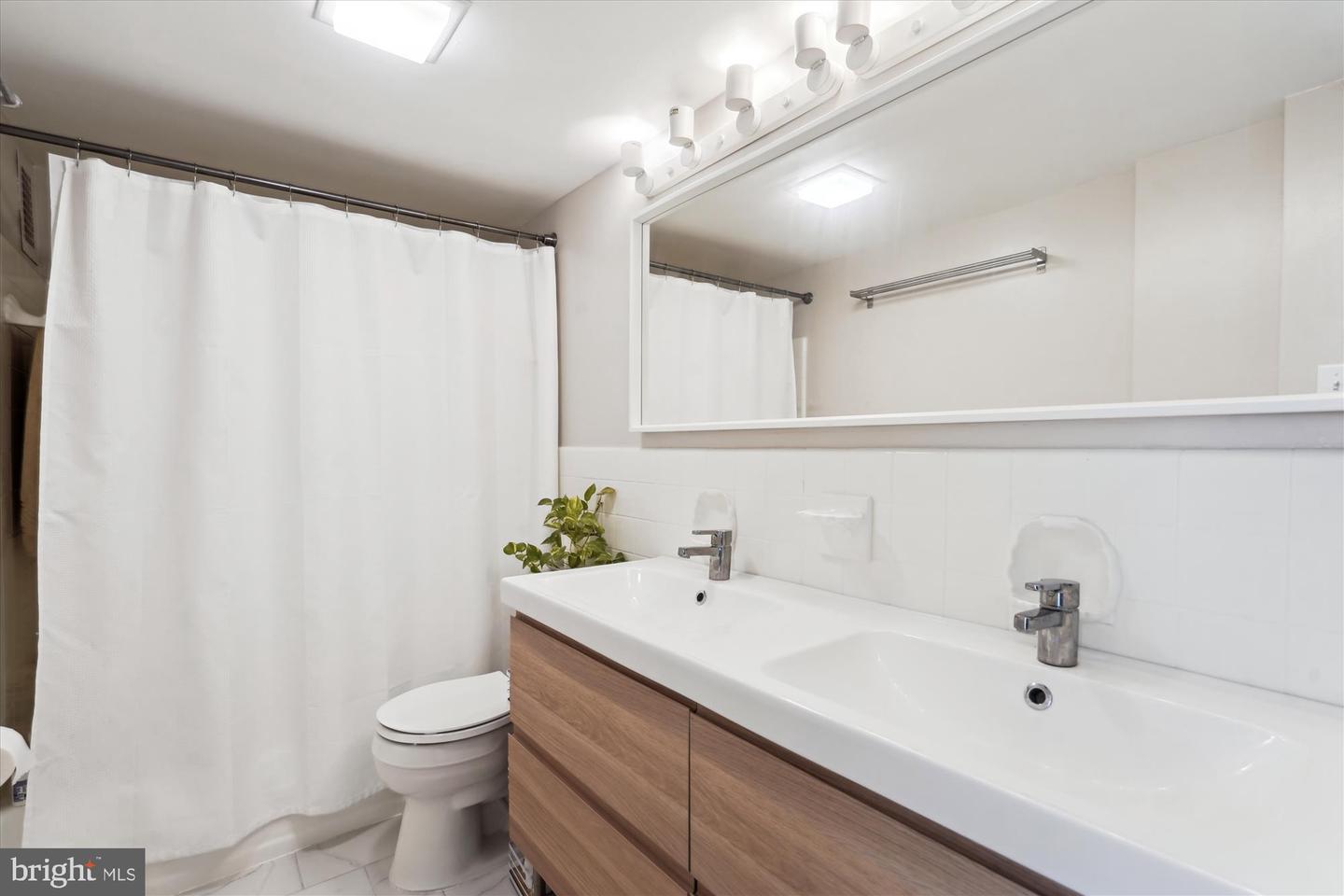 4201 CATHEDRAL AVE NW #610W, WASHINGTON, District Of Columbia 20016, 1 Bedroom Bedrooms, ,1 BathroomBathrooms,Residential,For sale,4201 CATHEDRAL AVE NW #610W,DCDC2198706 MLS # DCDC2198706