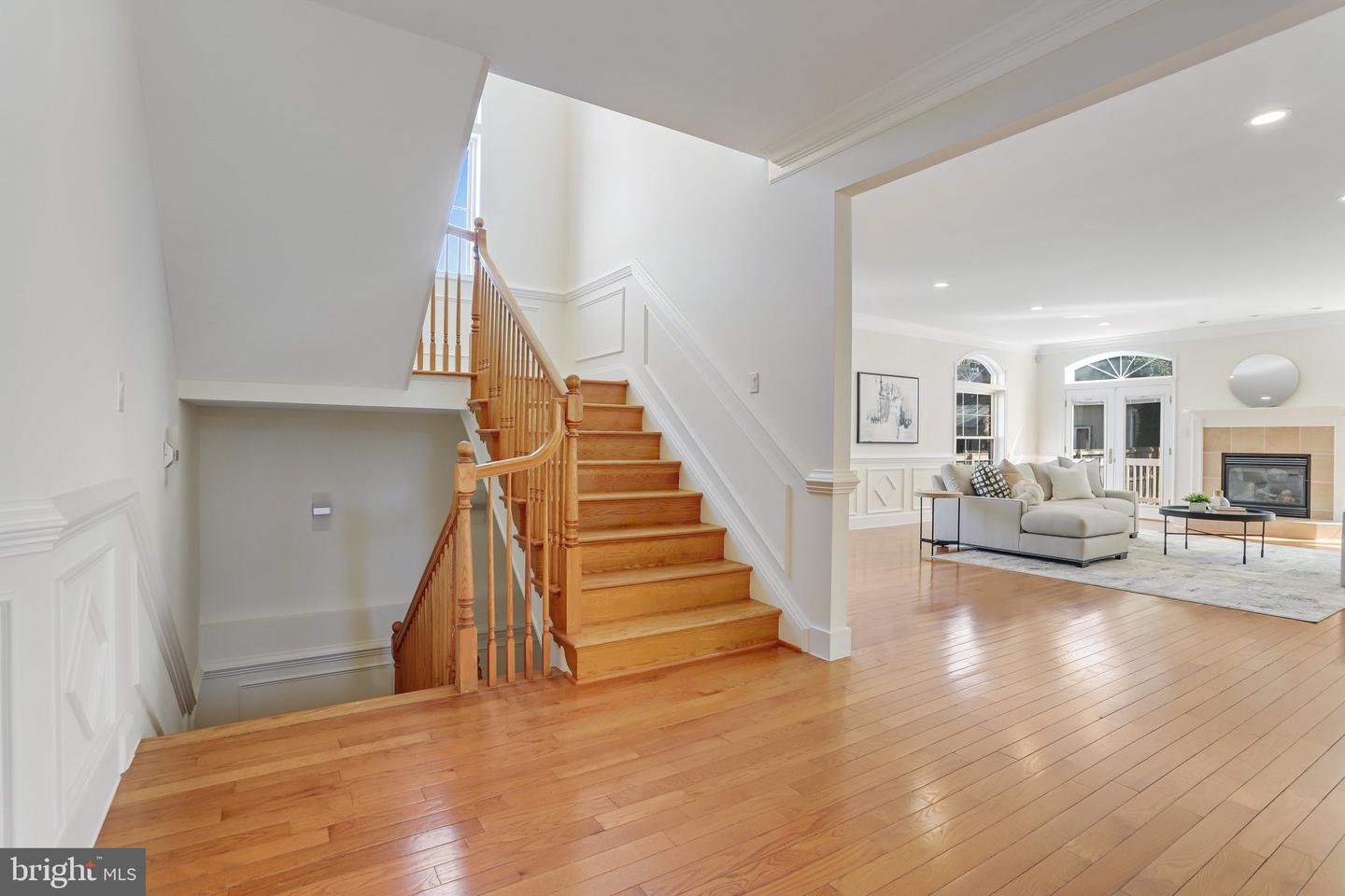 1615 S OAKLAND ST, ARLINGTON, Virginia 22204, 7 Bedrooms Bedrooms, ,5 BathroomsBathrooms,Residential,For sale,1615 S OAKLAND ST,VAAR2056936 MLS # VAAR2056936