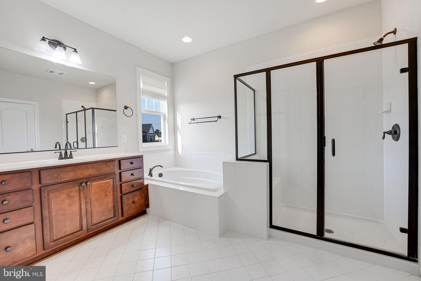 11708 EAGLE RIDGE DR, SPOTSYLVANIA, Virginia 22551, 5 Bedrooms Bedrooms, ,4 BathroomsBathrooms,Residential,For sale,11708 EAGLE RIDGE DR,VASP2032760 MLS # VASP2032760
