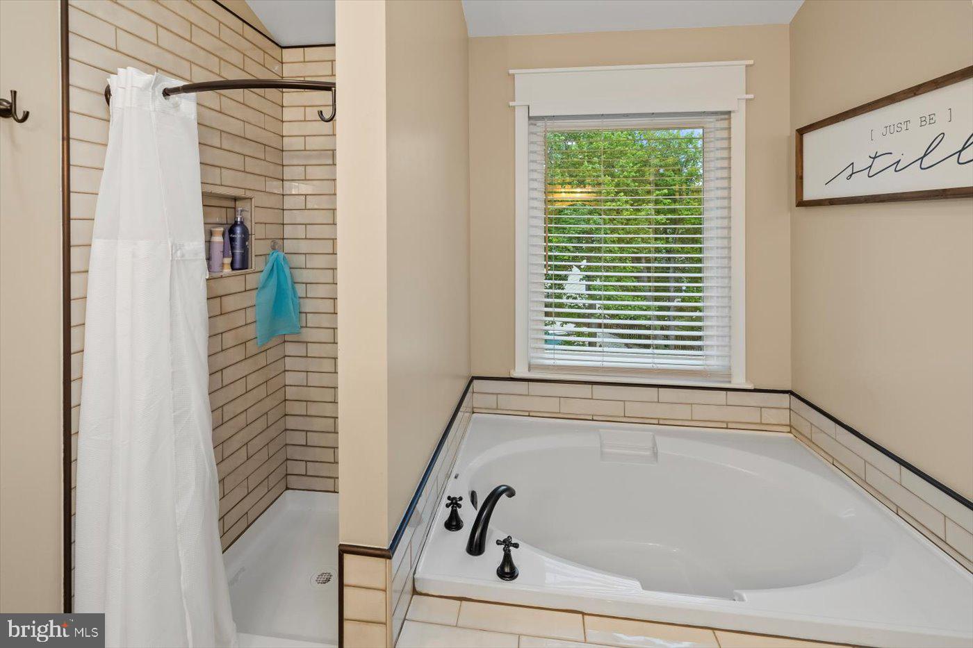 7400 HARVEST LN, FREDERICKSBURG, Virginia 22407, 5 Bedrooms Bedrooms, ,3 BathroomsBathrooms,Residential,For sale,7400 HARVEST LN,VASP2032766 MLS # VASP2032766
