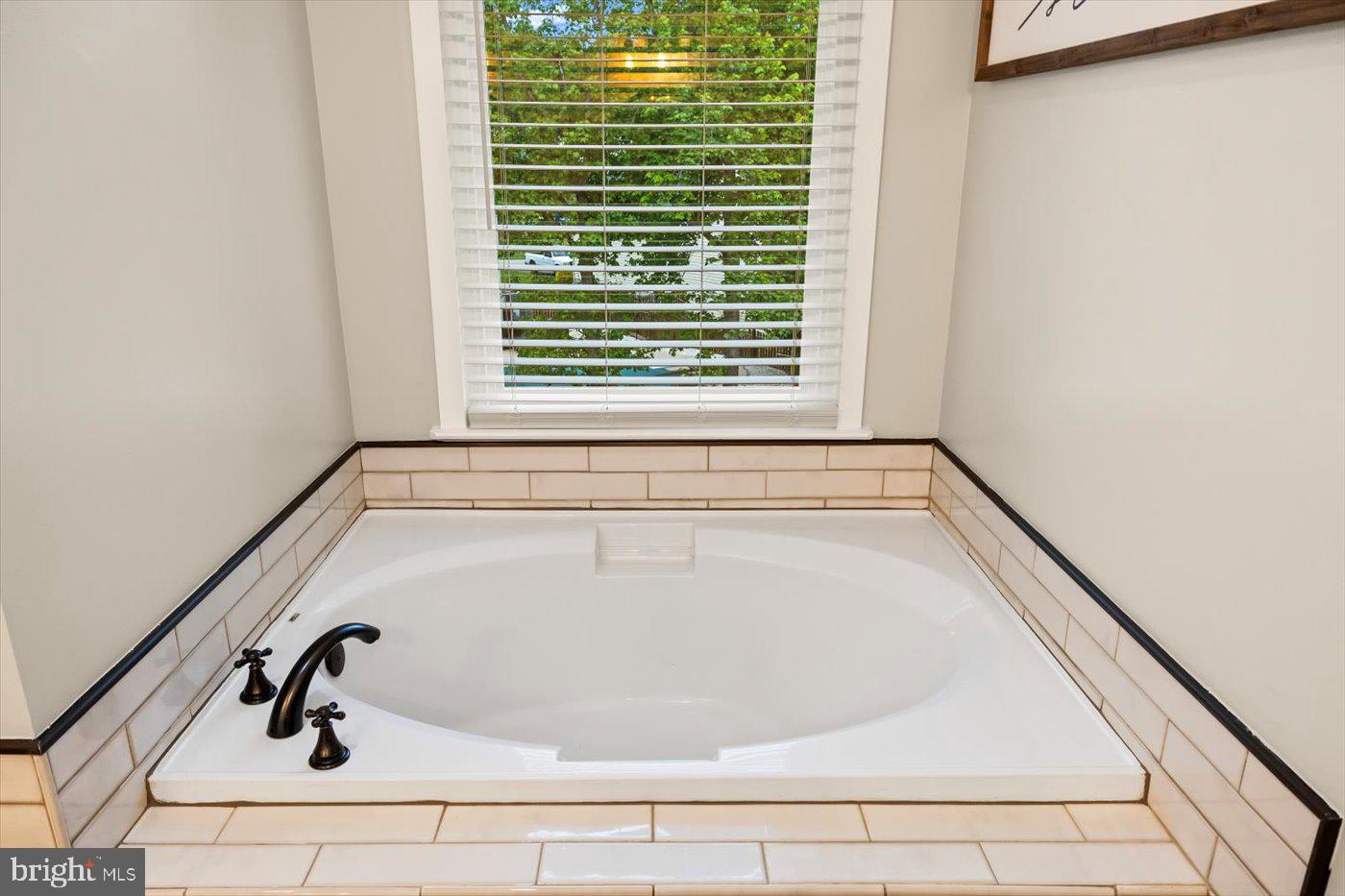 7400 HARVEST LN, FREDERICKSBURG, Virginia 22407, 5 Bedrooms Bedrooms, ,3 BathroomsBathrooms,Residential,For sale,7400 HARVEST LN,VASP2032766 MLS # VASP2032766