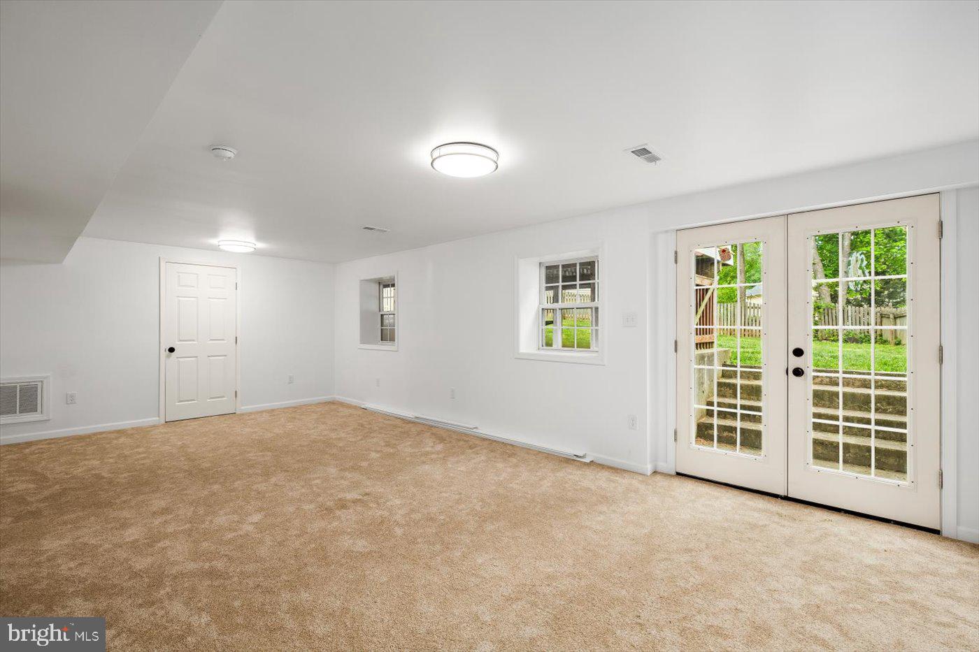 7400 HARVEST LN, FREDERICKSBURG, Virginia 22407, 5 Bedrooms Bedrooms, ,3 BathroomsBathrooms,Residential,For sale,7400 HARVEST LN,VASP2032766 MLS # VASP2032766