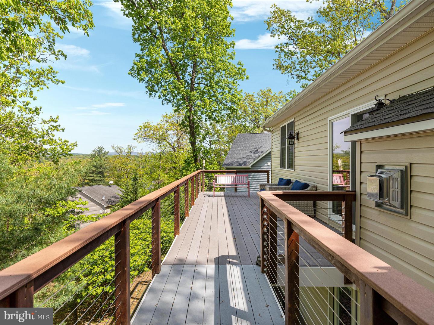 124 DOWNHILL CIR, CROSS JUNCTION, Virginia 22625, 3 Bedrooms Bedrooms, ,2 BathroomsBathrooms,Residential,For sale,124 DOWNHILL CIR,VAFV2033872 MLS # VAFV2033872