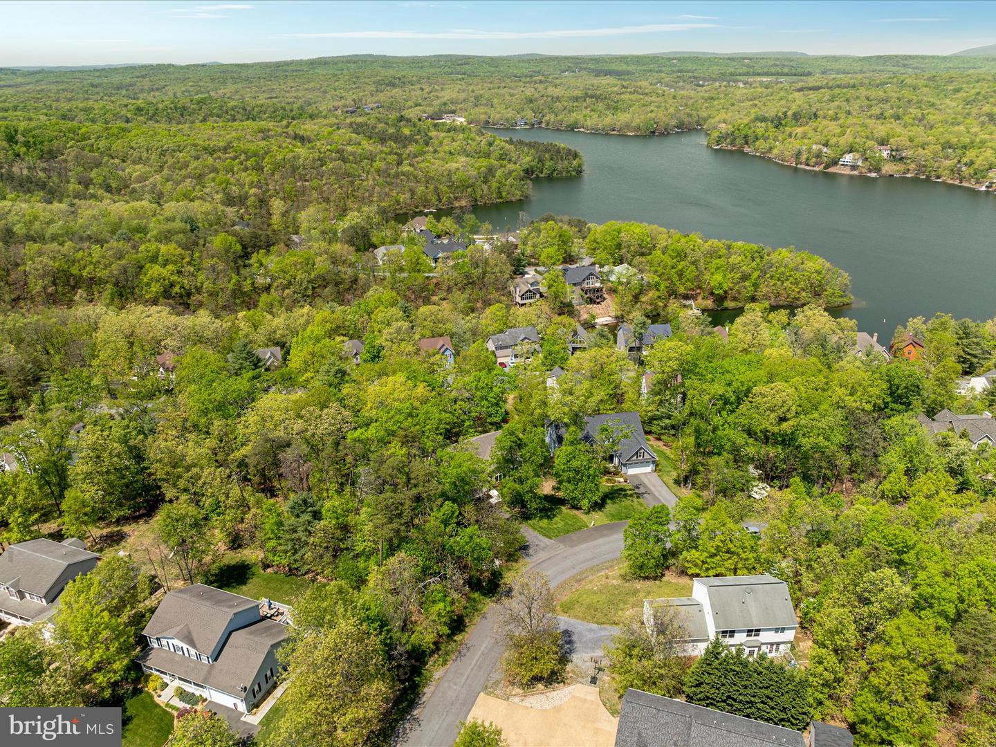 124 DOWNHILL CIR, CROSS JUNCTION, Virginia 22625, 3 Bedrooms Bedrooms, ,2 BathroomsBathrooms,Residential,For sale,124 DOWNHILL CIR,VAFV2033872 MLS # VAFV2033872