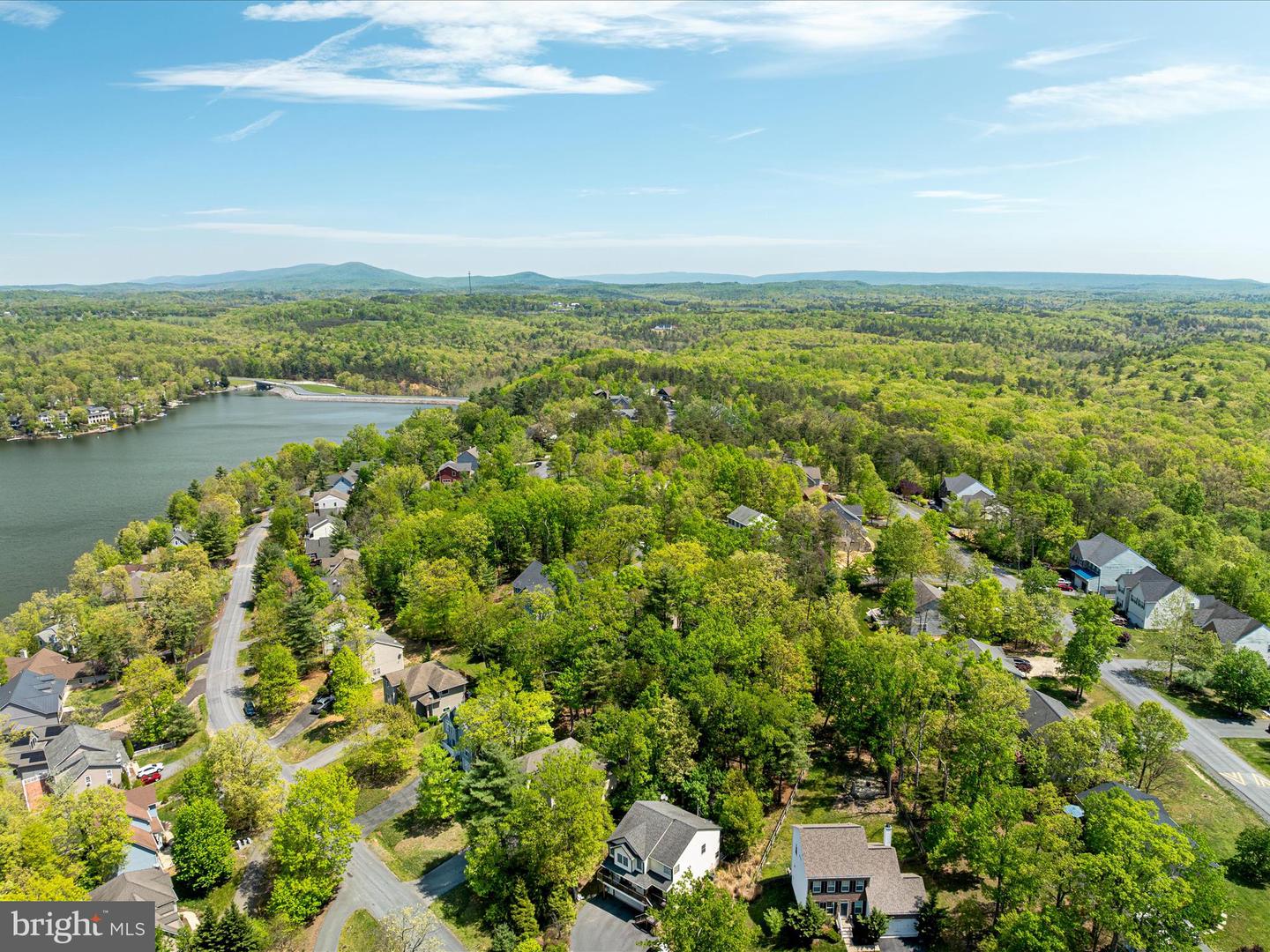 124 DOWNHILL CIR, CROSS JUNCTION, Virginia 22625, 3 Bedrooms Bedrooms, ,2 BathroomsBathrooms,Residential,For sale,124 DOWNHILL CIR,VAFV2033872 MLS # VAFV2033872