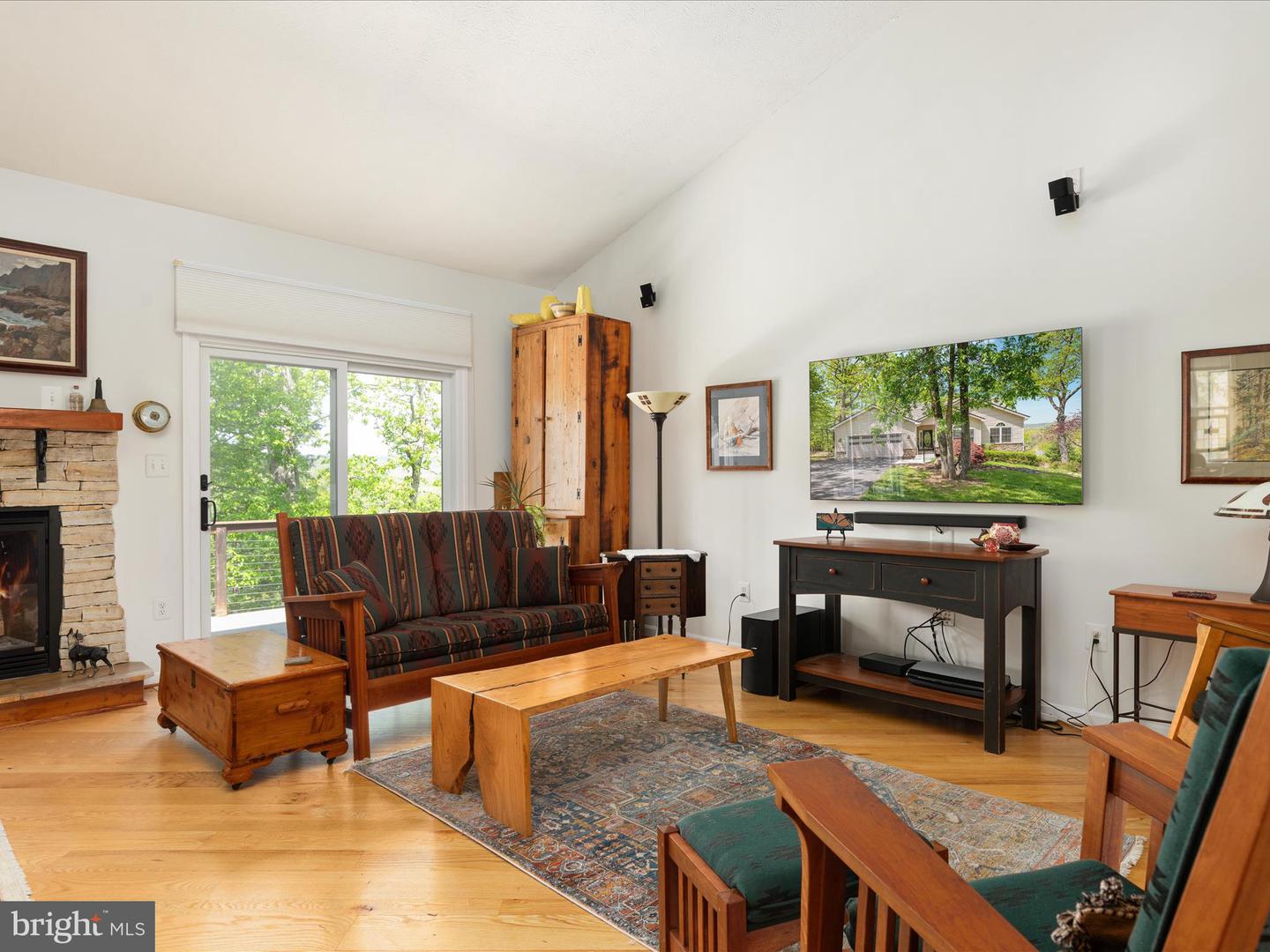 124 DOWNHILL CIR, CROSS JUNCTION, Virginia 22625, 3 Bedrooms Bedrooms, ,2 BathroomsBathrooms,Residential,For sale,124 DOWNHILL CIR,VAFV2033872 MLS # VAFV2033872