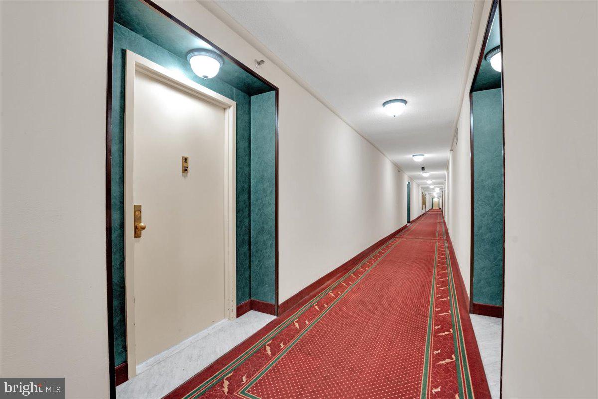 3709 S GEORGE MASON DR #1109E, FALLS CHURCH, Virginia 22041, 1 Bedroom Bedrooms, ,1 BathroomBathrooms,Residential,For sale,3709 S GEORGE MASON DR #1109E,VAFX2238346 MLS # VAFX2238346