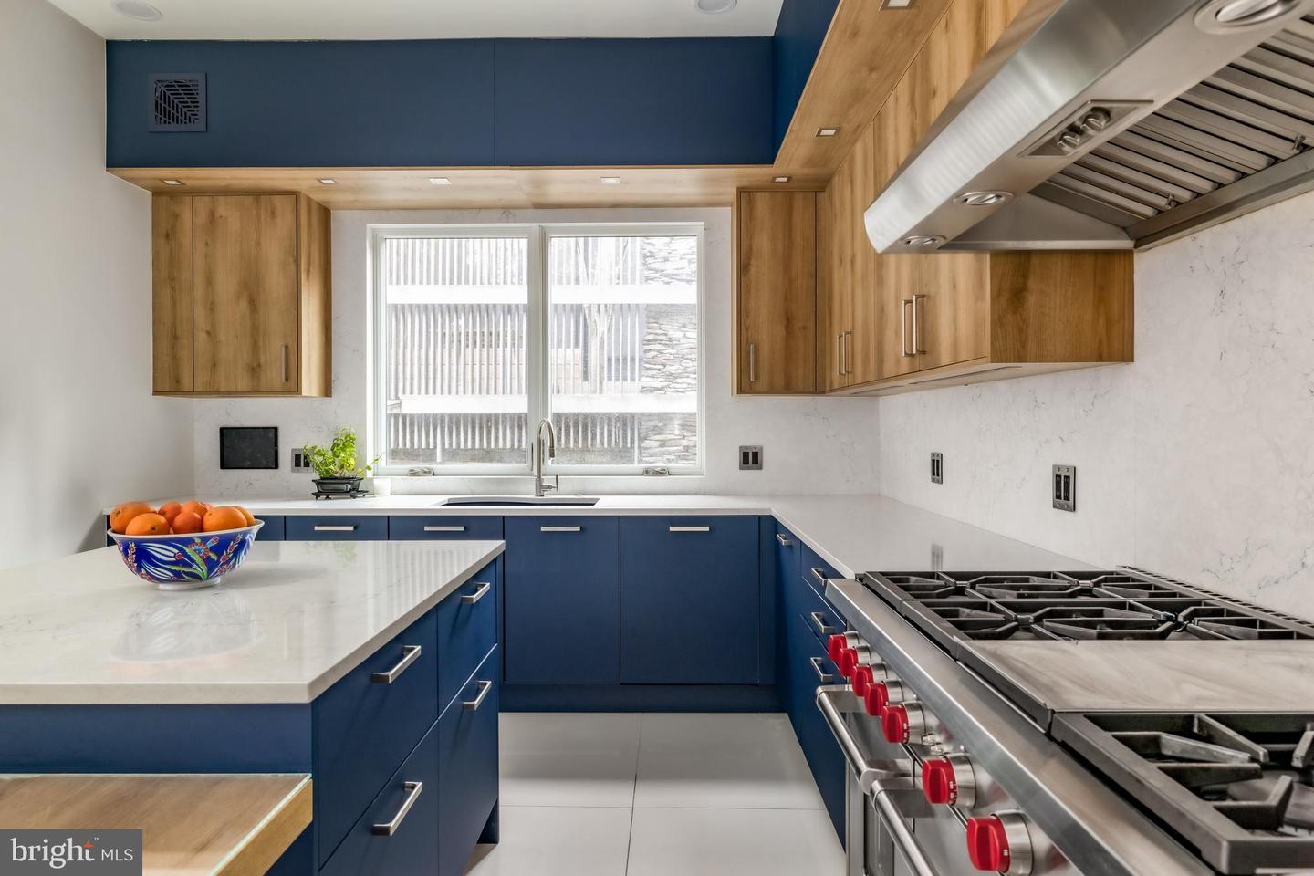 2137 R ST NW, WASHINGTON, District Of Columbia 20008, 5 Bedrooms Bedrooms, ,4 BathroomsBathrooms,Residential,For sale,2137 R ST NW,DCDC2198784 MLS # DCDC2198784