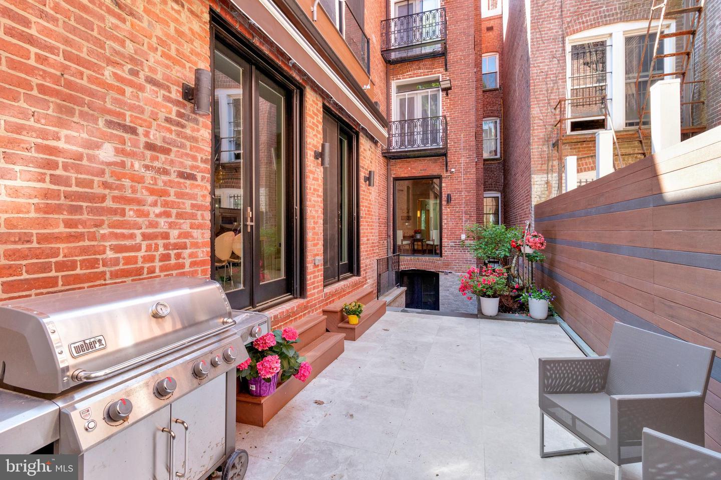 2137 R ST NW, WASHINGTON, District Of Columbia 20008, 5 Bedrooms Bedrooms, ,4 BathroomsBathrooms,Residential,For sale,2137 R ST NW,DCDC2198784 MLS # DCDC2198784