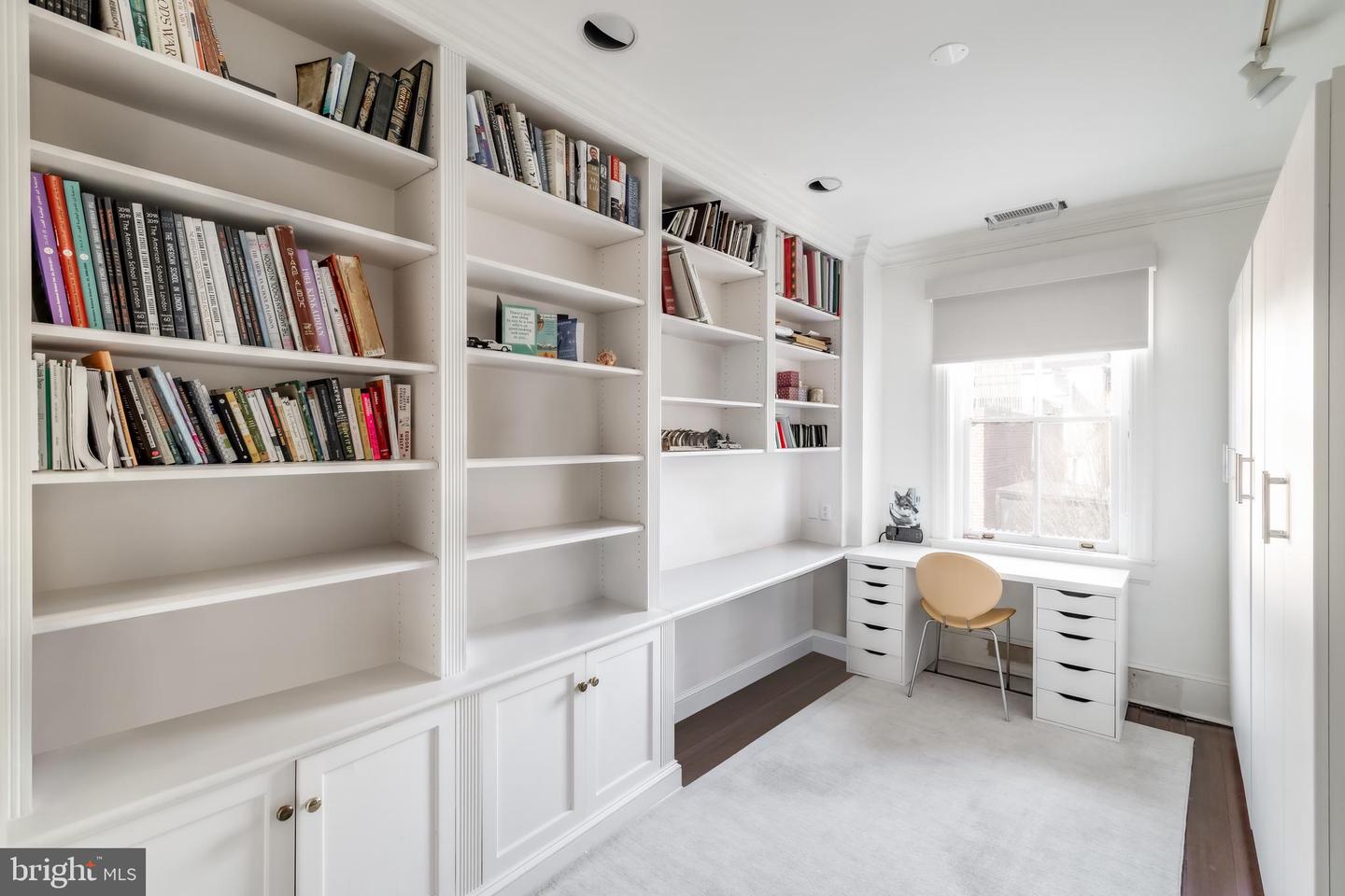 2137 R ST NW, WASHINGTON, District Of Columbia 20008, 5 Bedrooms Bedrooms, ,4 BathroomsBathrooms,Residential,For sale,2137 R ST NW,DCDC2198784 MLS # DCDC2198784
