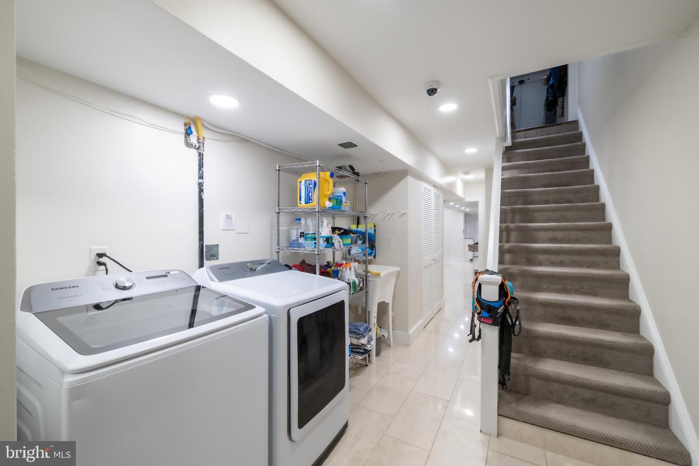 2137 R ST NW, WASHINGTON, District Of Columbia 20008, 5 Bedrooms Bedrooms, ,4 BathroomsBathrooms,Residential,For sale,2137 R ST NW,DCDC2198784 MLS # DCDC2198784