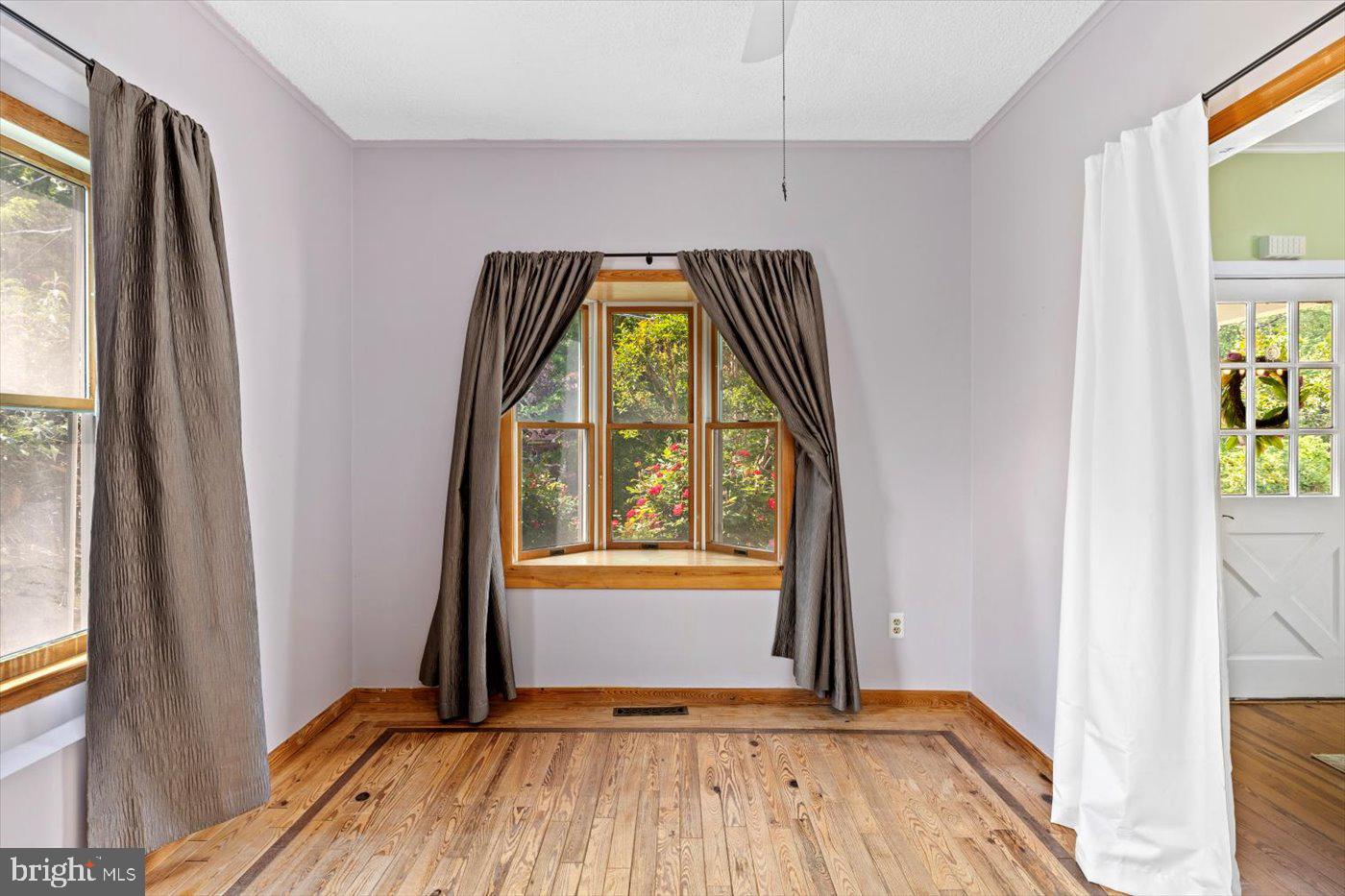 41 RICHARDS FERRY RD, FREDERICKSBURG, Virginia 22406, 3 Bedrooms Bedrooms, ,2 BathroomsBathrooms,Residential,For sale,41 RICHARDS FERRY RD,VAST2038506 MLS # VAST2038506