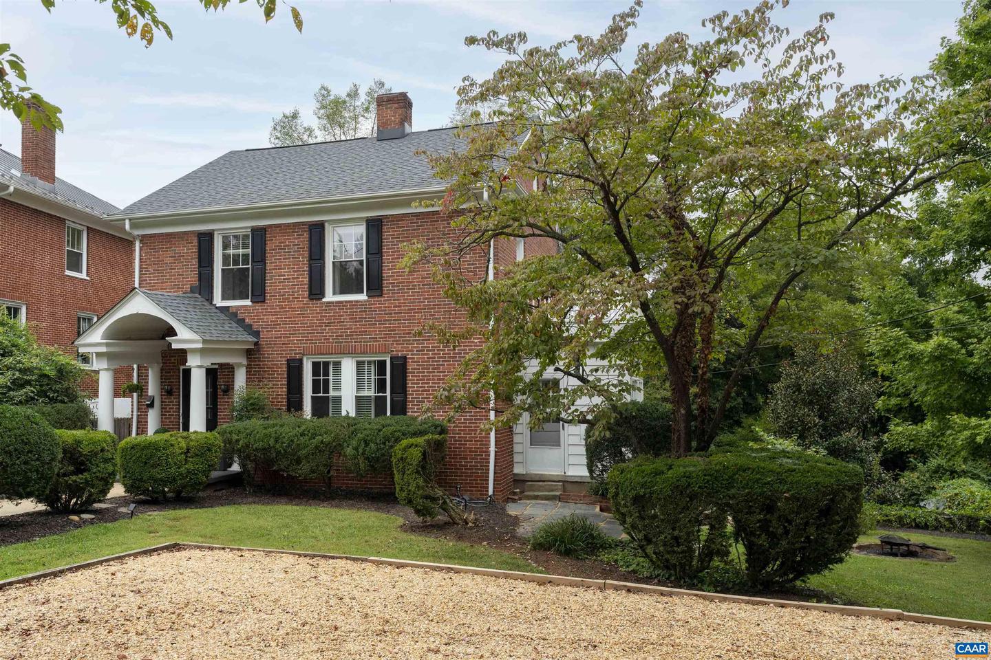 883 LOCUST AVE, CHARLOTTESVILLE, Virginia 22902, 3 Bedrooms Bedrooms, ,2 BathroomsBathrooms,Residential,For sale,883 LOCUST AVE,663999 MLS # 663999