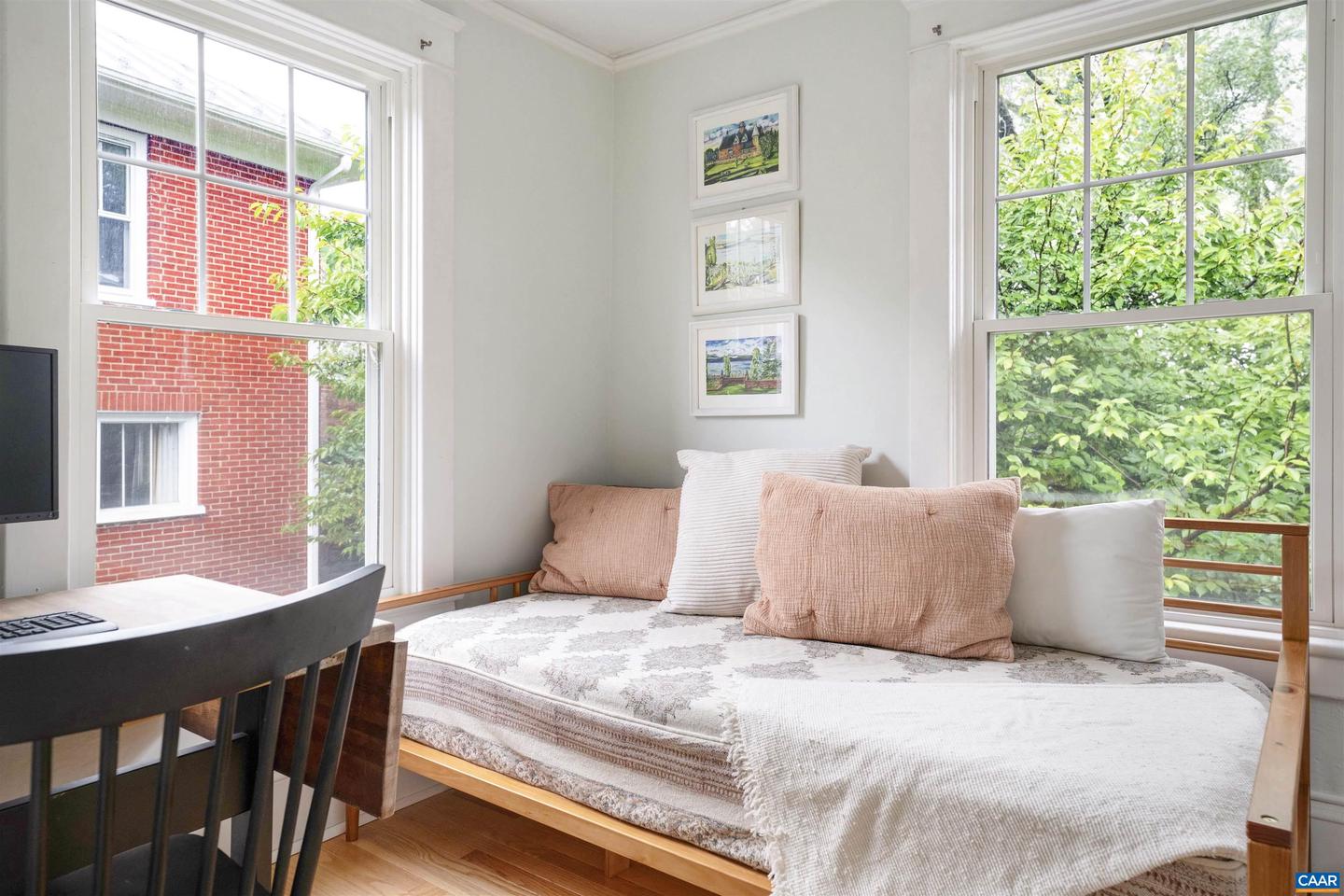 883 LOCUST AVE, CHARLOTTESVILLE, Virginia 22902, 3 Bedrooms Bedrooms, ,2 BathroomsBathrooms,Residential,For sale,883 LOCUST AVE,663999 MLS # 663999