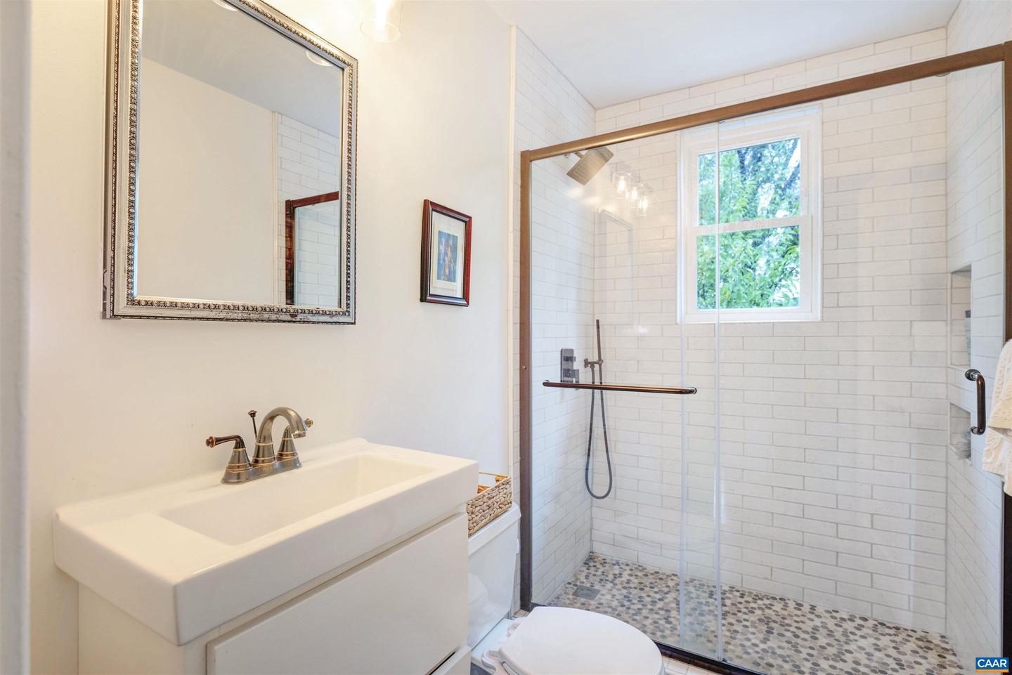 883 LOCUST AVE, CHARLOTTESVILLE, Virginia 22902, 3 Bedrooms Bedrooms, ,2 BathroomsBathrooms,Residential,For sale,883 LOCUST AVE,663999 MLS # 663999