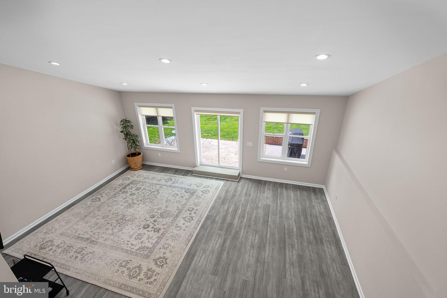 2928 FAIRMONT ST, FALLS CHURCH, Virginia 22042, 3 Bedrooms Bedrooms, ,3 BathroomsBathrooms,Residential,For sale,2928 FAIRMONT ST,VAFX2238250 MLS # VAFX2238250