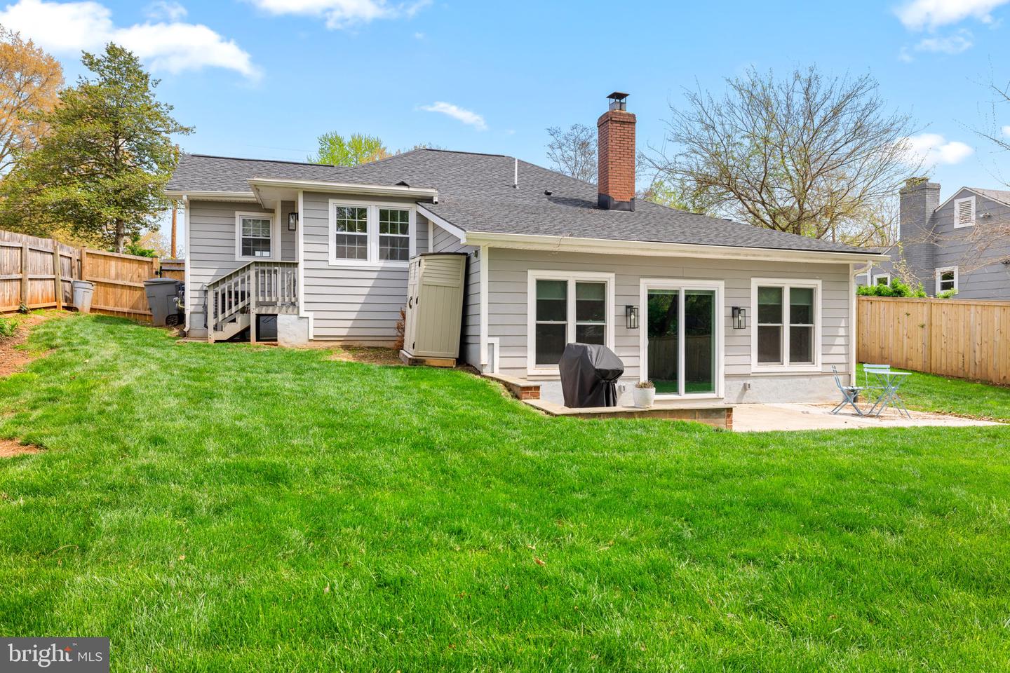 2928 FAIRMONT ST, FALLS CHURCH, Virginia 22042, 3 Bedrooms Bedrooms, ,3 BathroomsBathrooms,Residential,For sale,2928 FAIRMONT ST,VAFX2238250 MLS # VAFX2238250