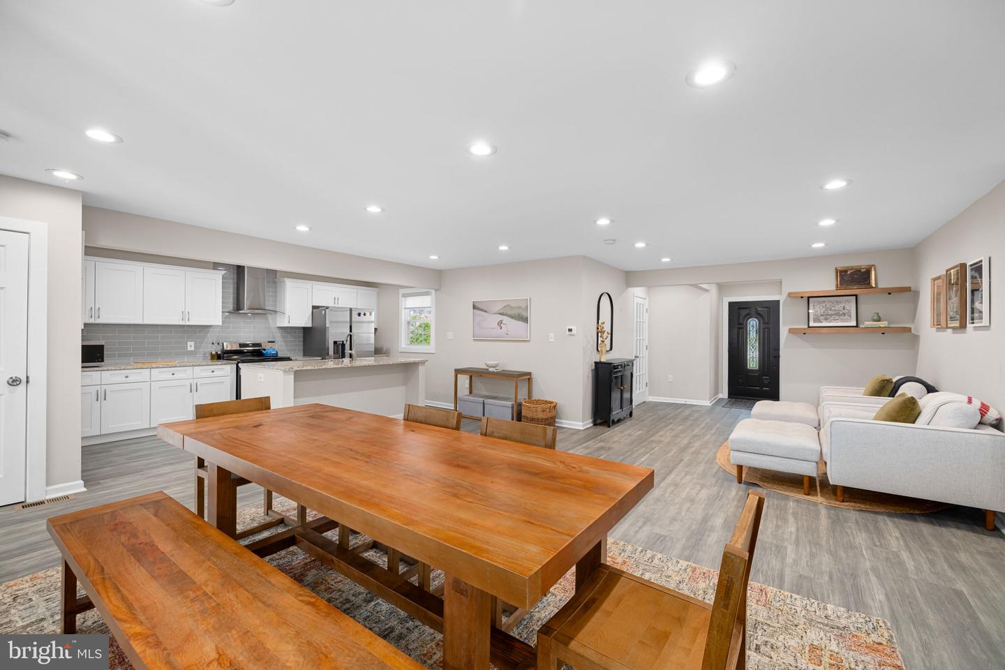 2928 FAIRMONT ST, FALLS CHURCH, Virginia 22042, 3 Bedrooms Bedrooms, ,3 BathroomsBathrooms,Residential,For sale,2928 FAIRMONT ST,VAFX2238250 MLS # VAFX2238250