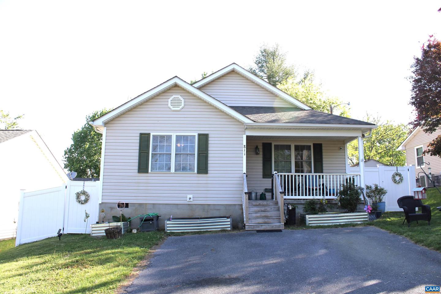 811 FRYE ST, WAYNESBORO, Virginia 22980, 3 Bedrooms Bedrooms, ,2 BathroomsBathrooms,Residential,For sale,811 FRYE ST,664020 MLS # 664020